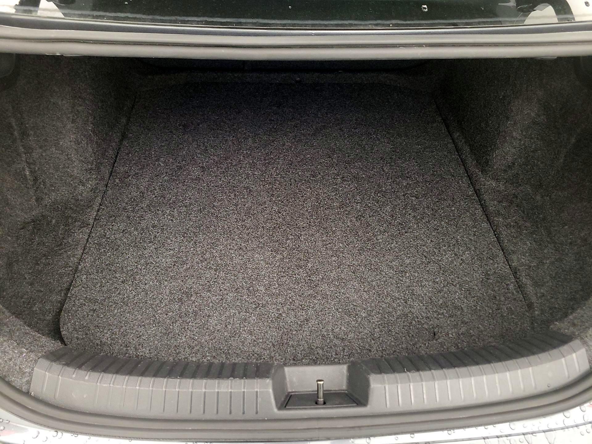 Thumbnail: 2021 Volkswagen Jetta - 18