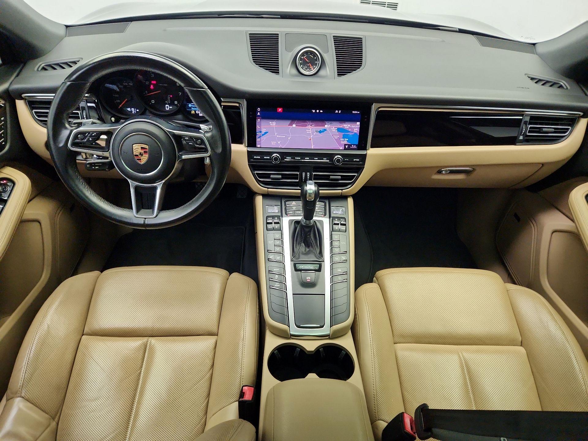 Thumbnail: 2020 Porsche Macan - 9