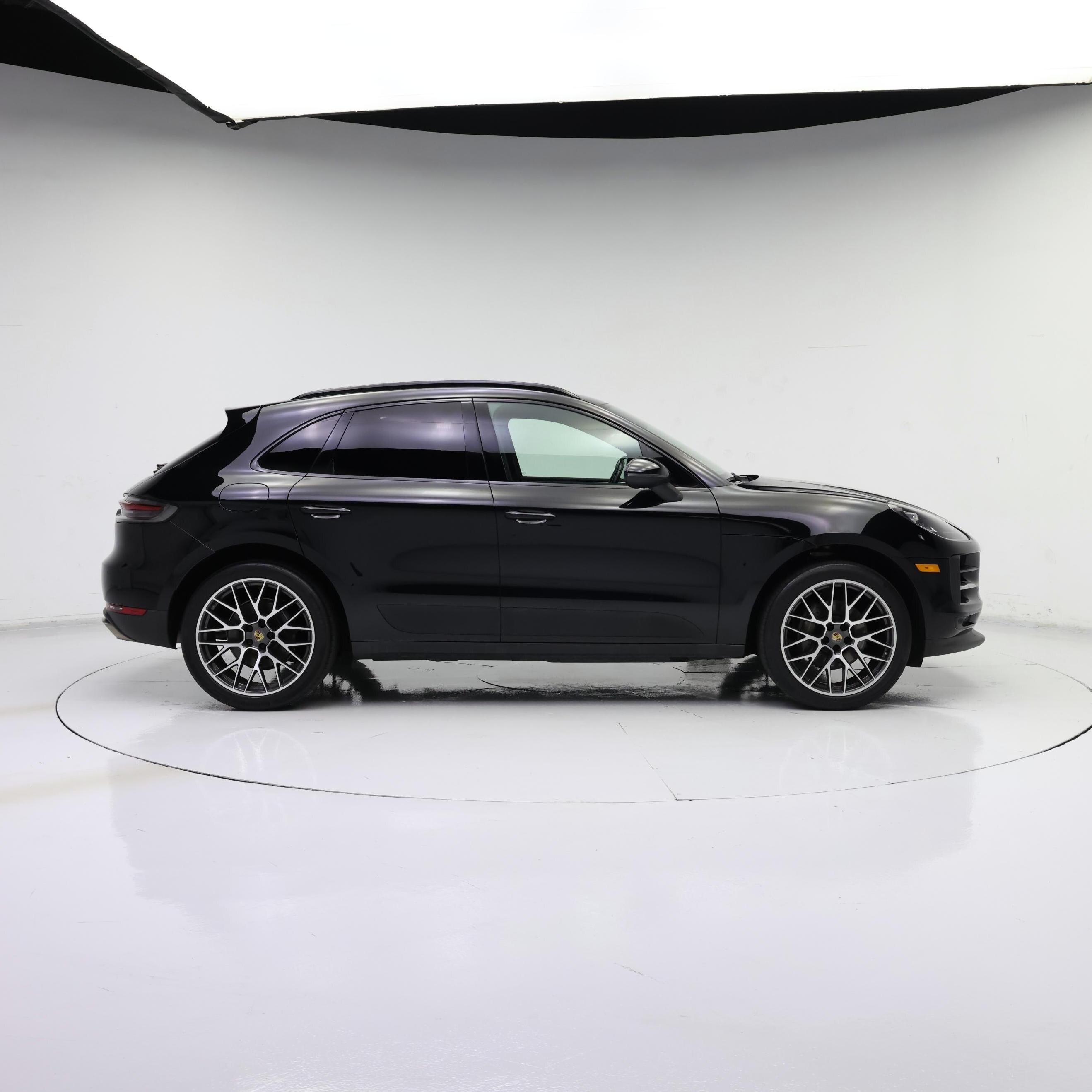 Thumbnail: 2020 Porsche Macan - 7
