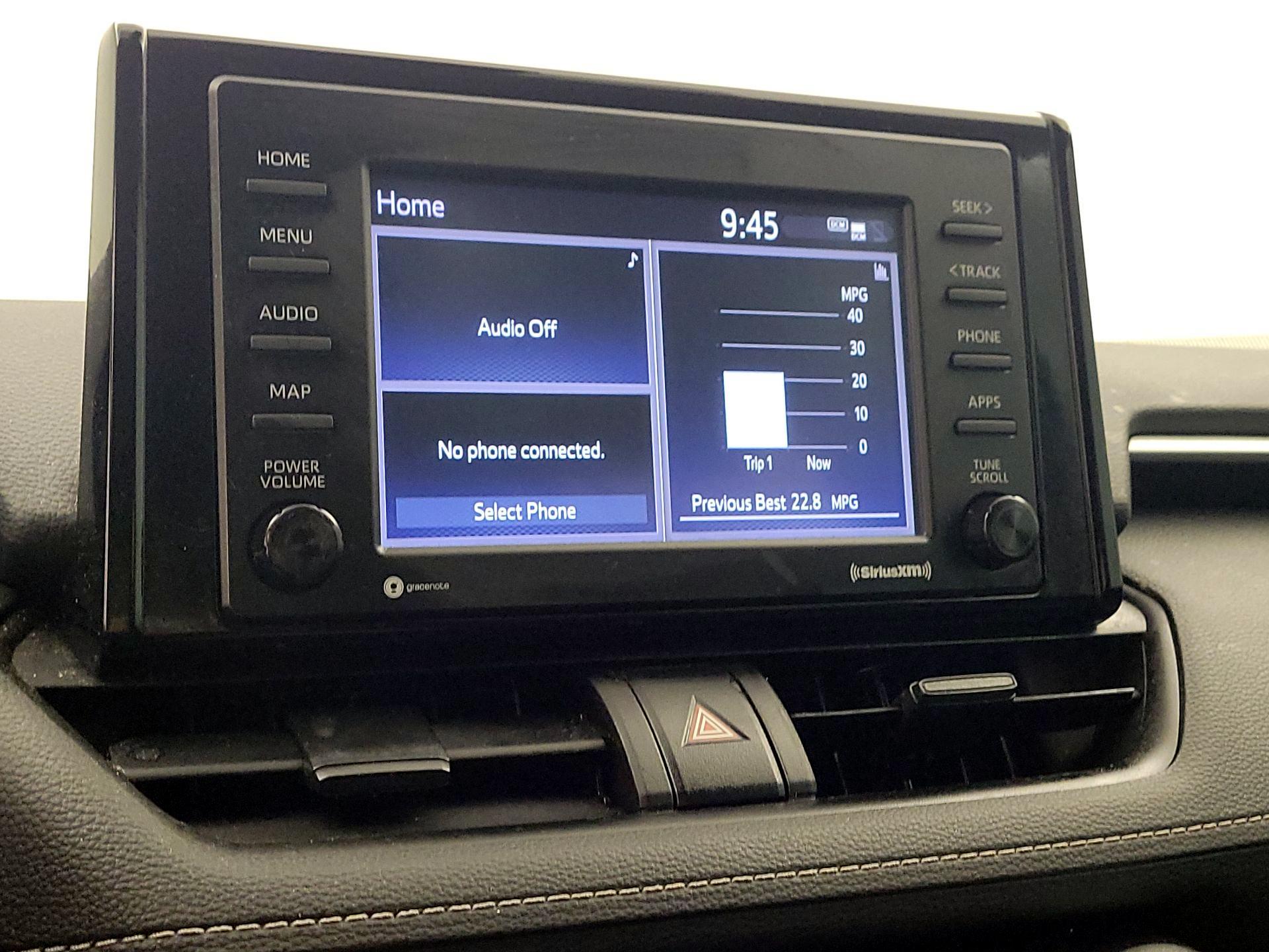 Thumbnail: 2021 Toyota RAV4 - 15