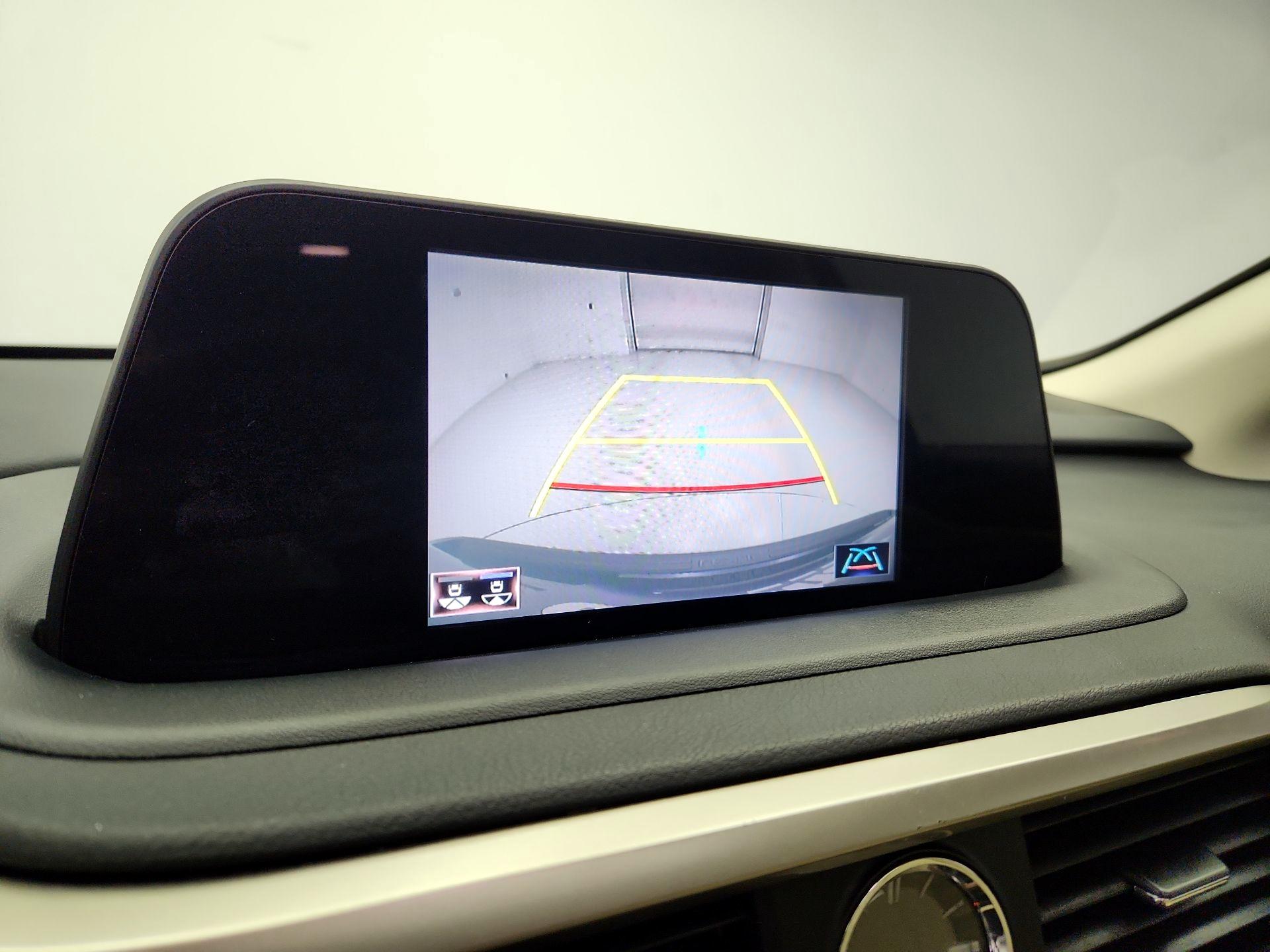 Thumbnail: 2022 Lexus RX - 14