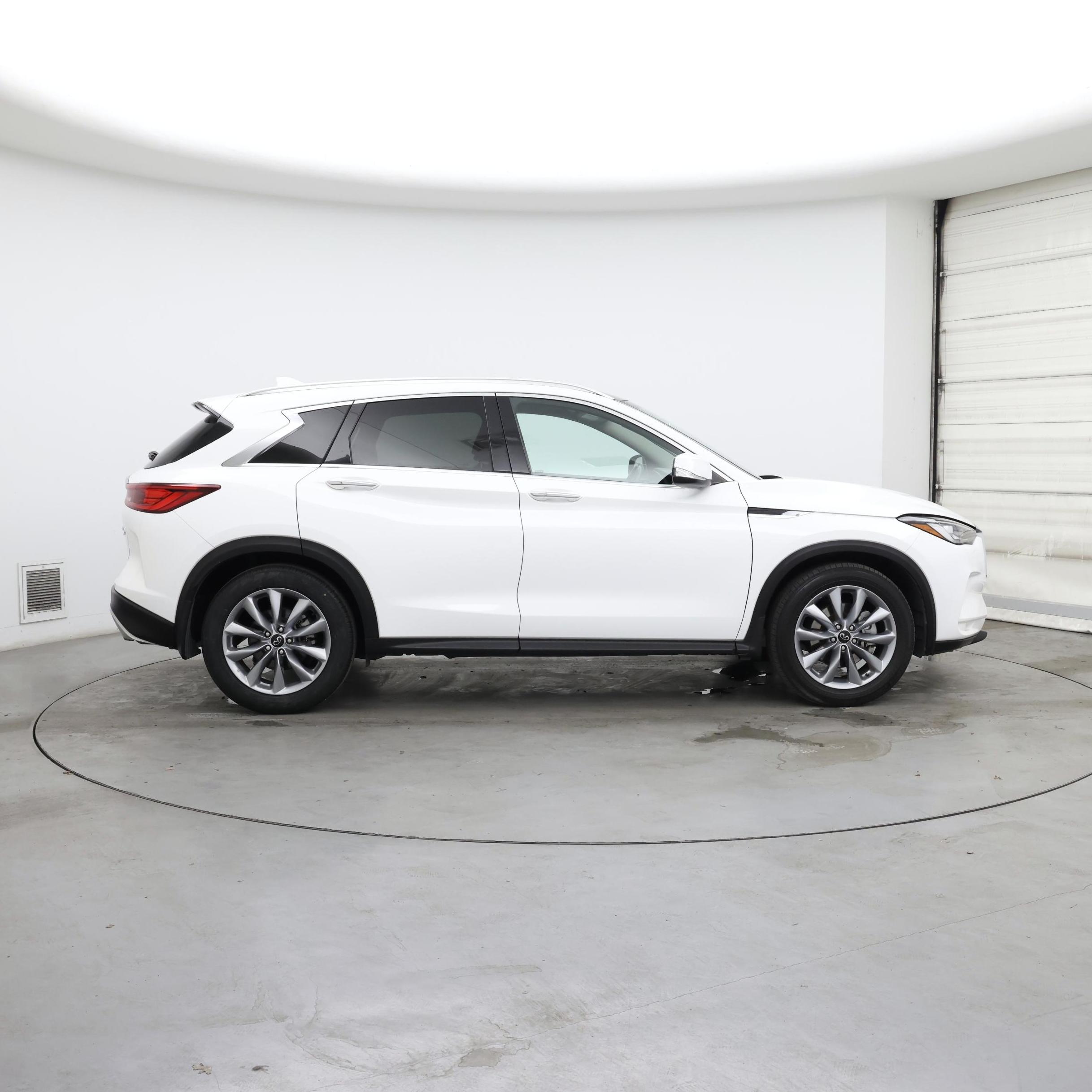 Thumbnail: 2022 INFINITI QX50 - 7