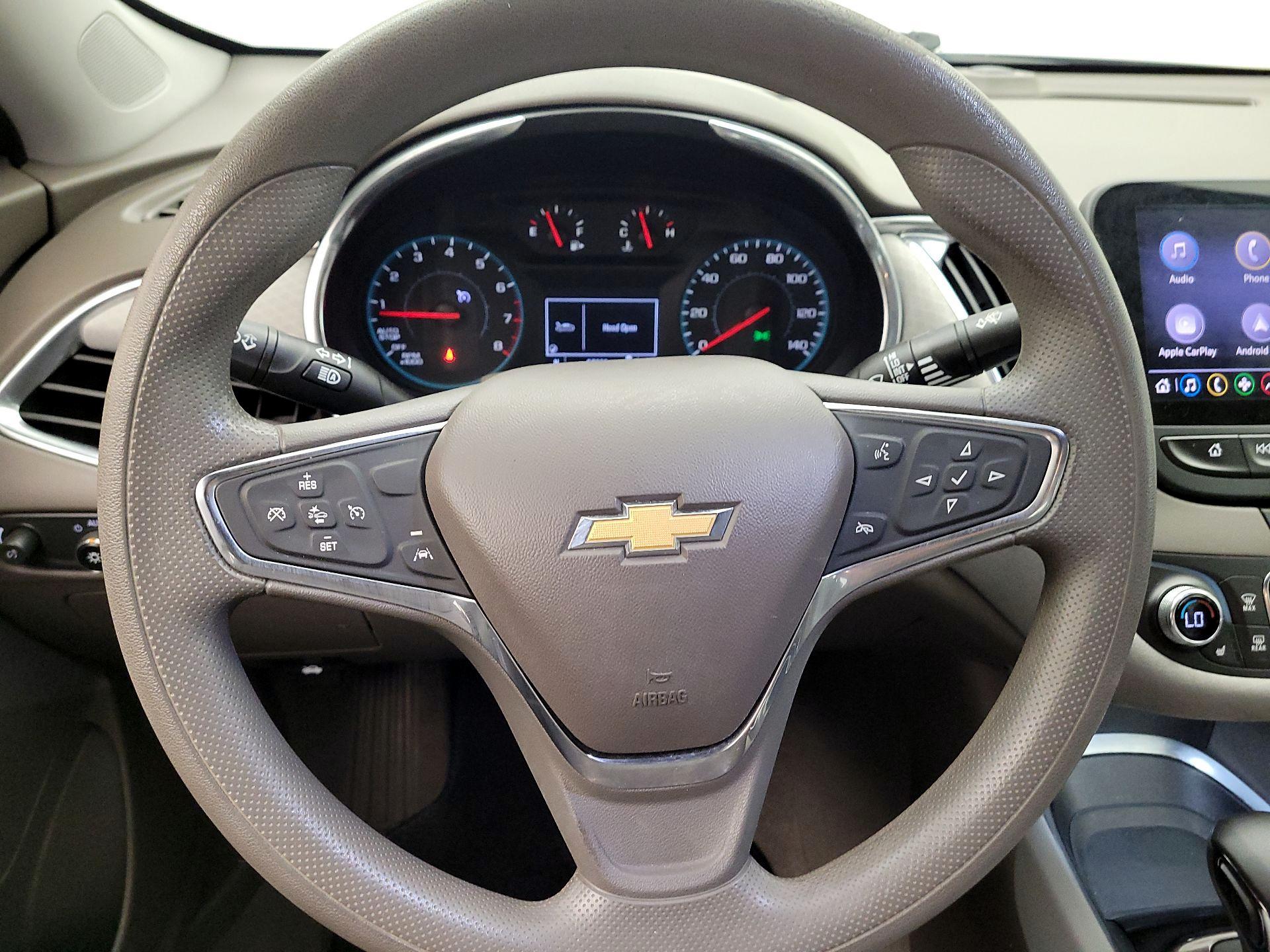 Thumbnail: 2021 Chevrolet Malibu - 10