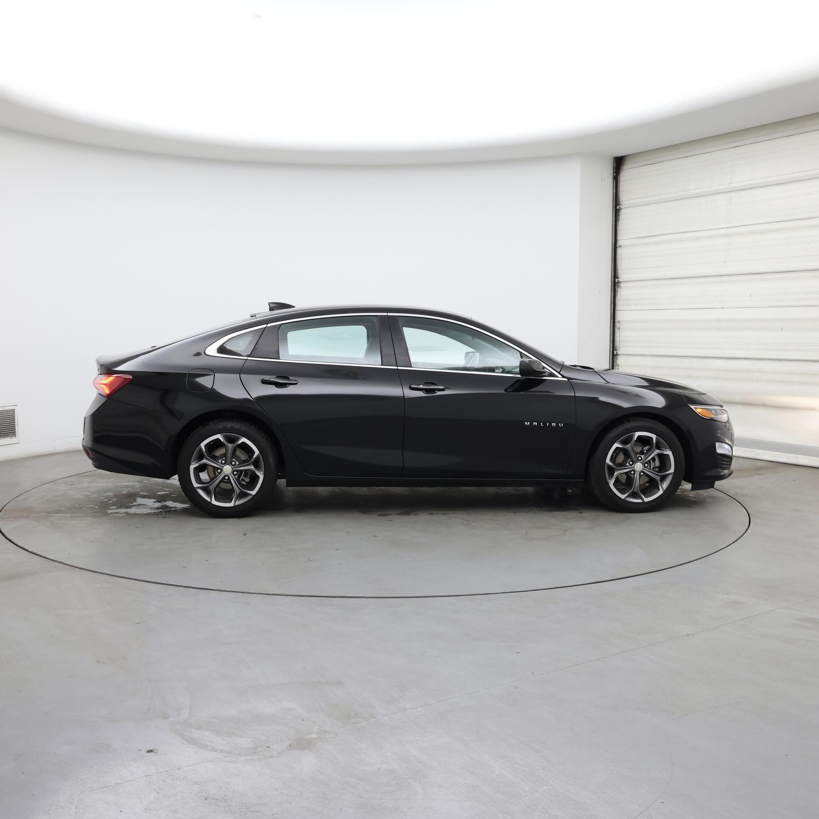 Thumbnail: 2021 Chevrolet Malibu - 7