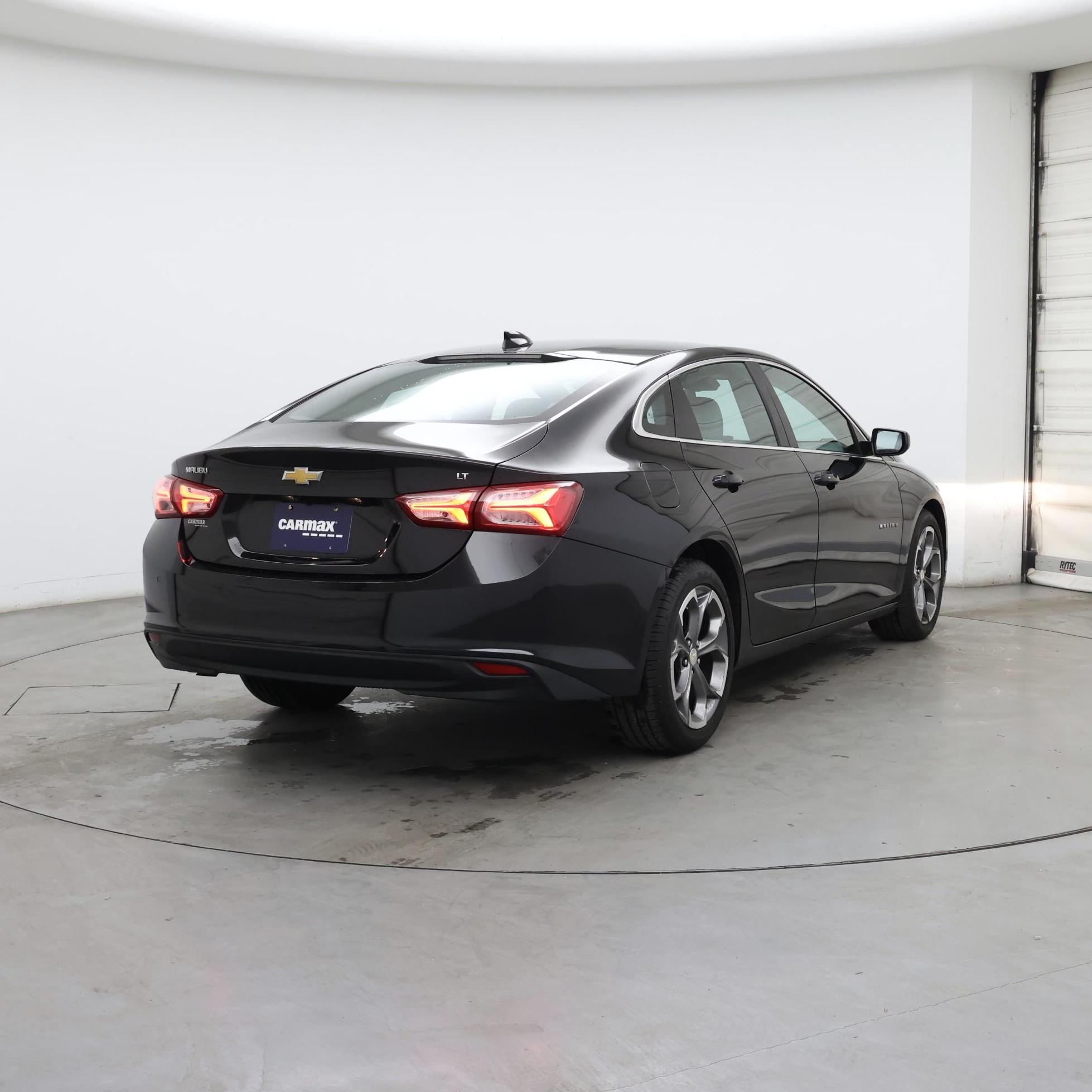 Thumbnail: 2021 Chevrolet Malibu - 8