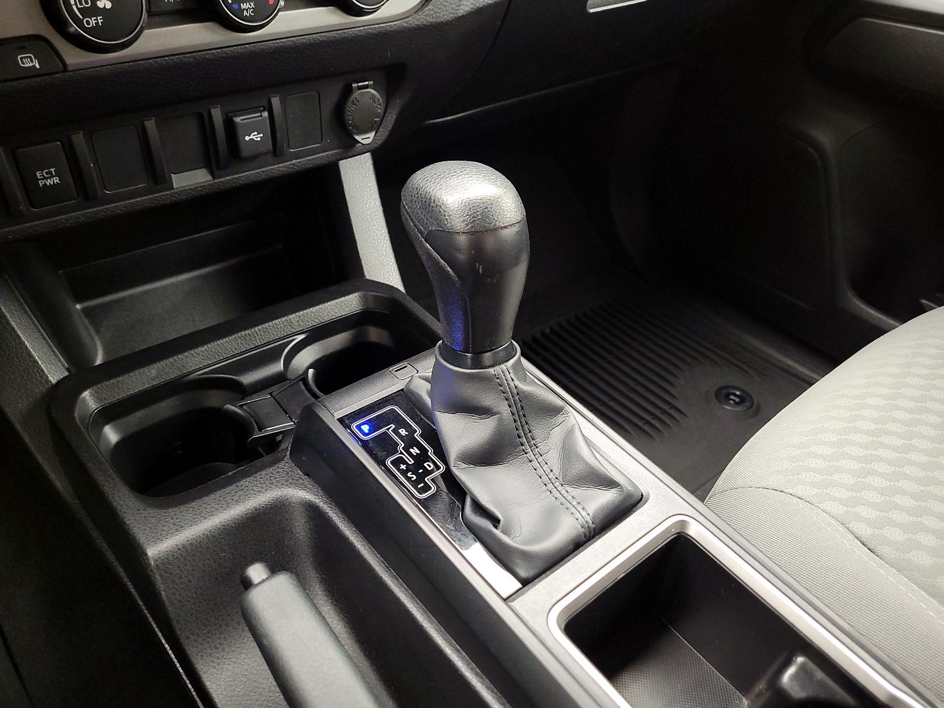 Thumbnail: 2022 Toyota Tacoma - 17