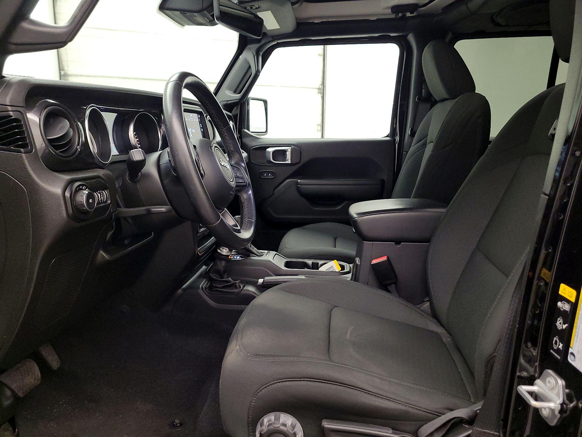 Thumbnail: 2021 Jeep Wrangler - 11