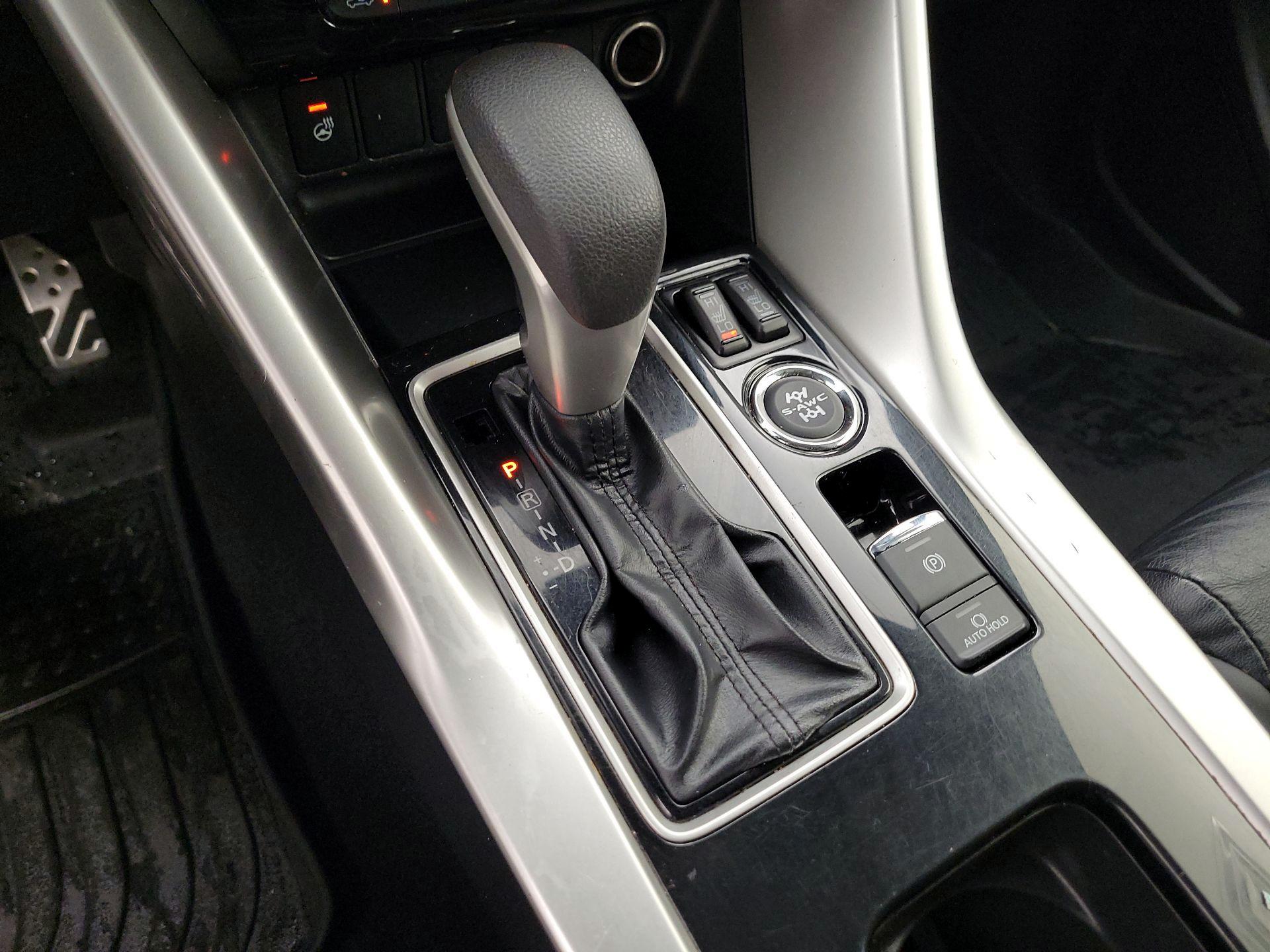 Thumbnail: 2023 Mitsubishi Eclipse Cross - 17