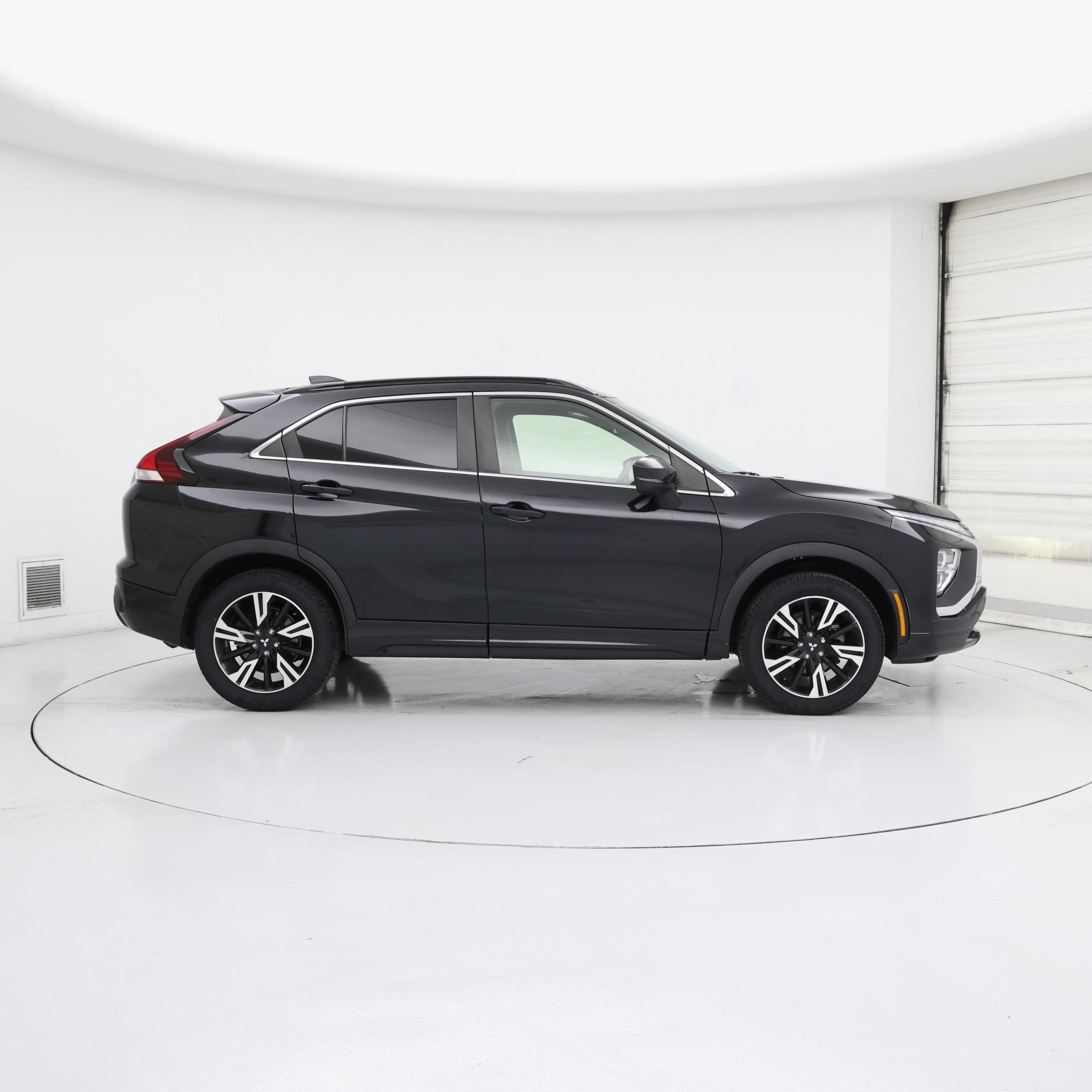 Thumbnail: 2023 Mitsubishi Eclipse Cross - 7