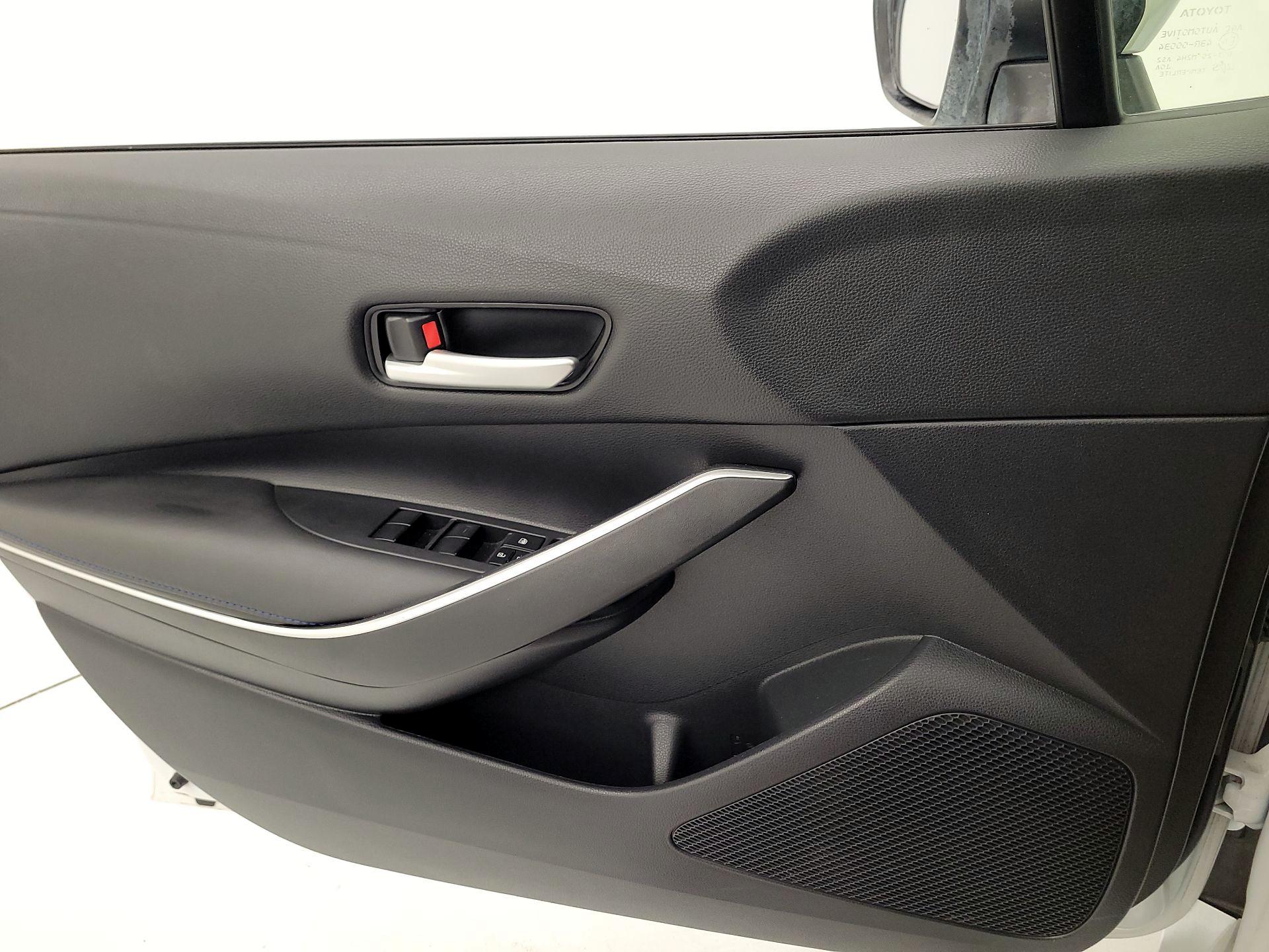 Thumbnail: 2022 Toyota Corolla - 12