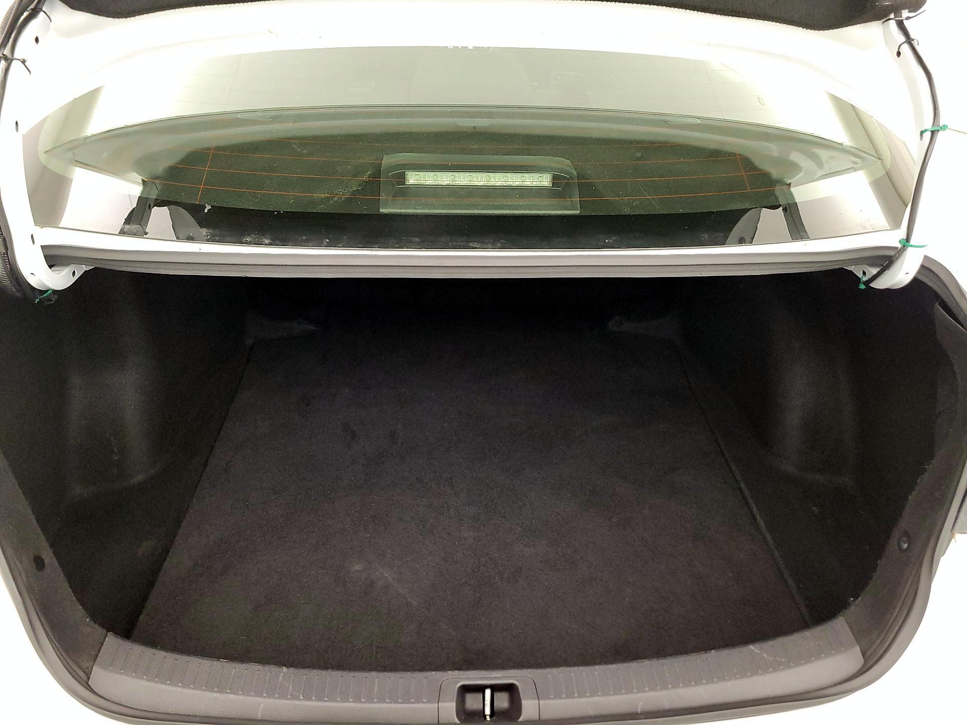 Thumbnail: 2022 Toyota Corolla - 18