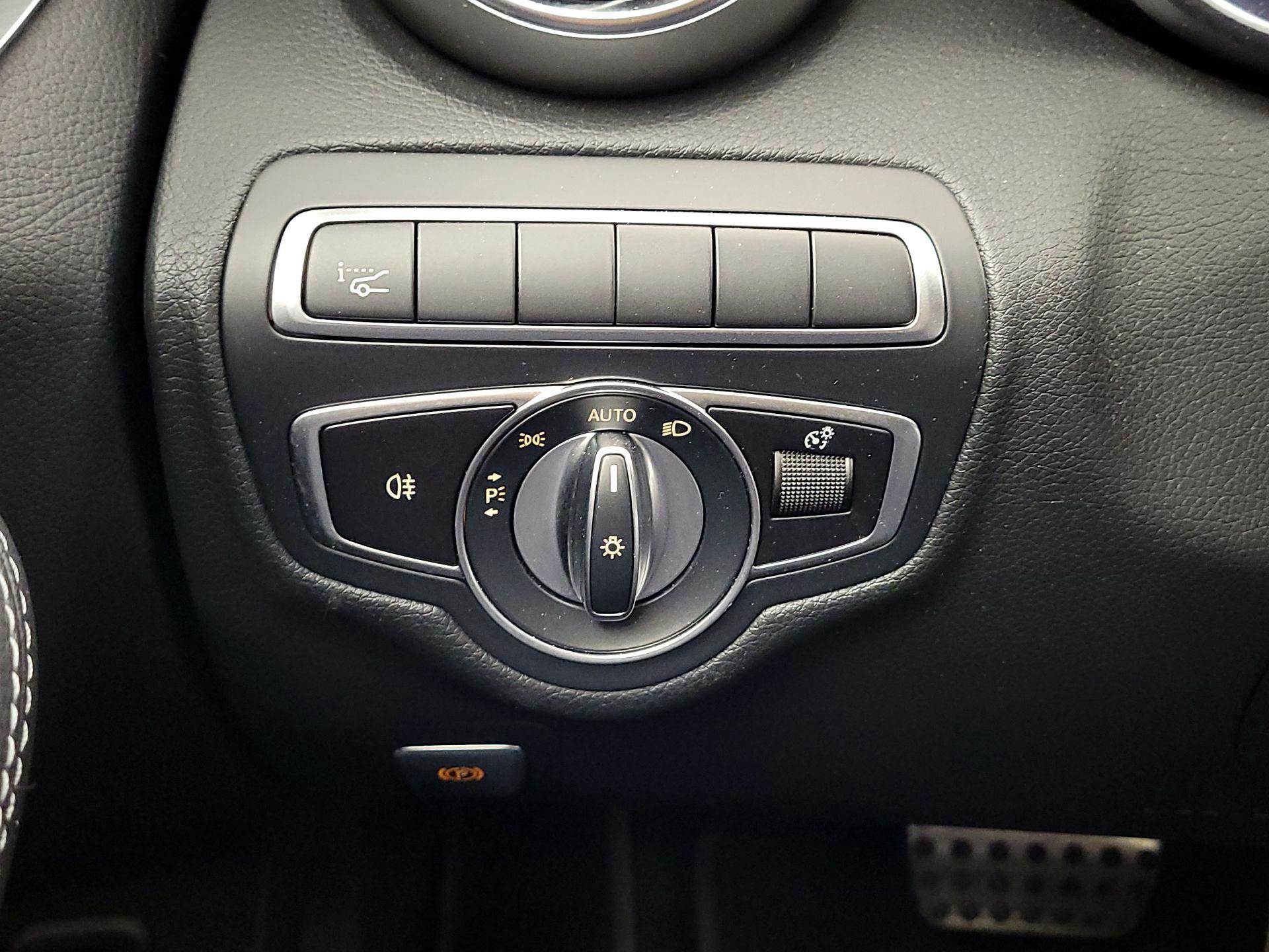 Thumbnail: 2021 Mercedes-Benz C-Class - 13