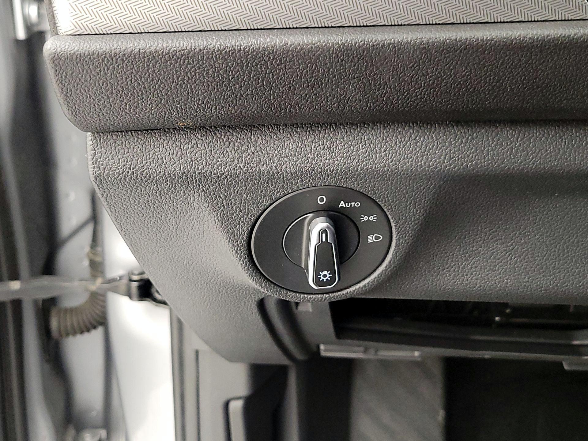 Thumbnail: 2021 Volkswagen Jetta - 13