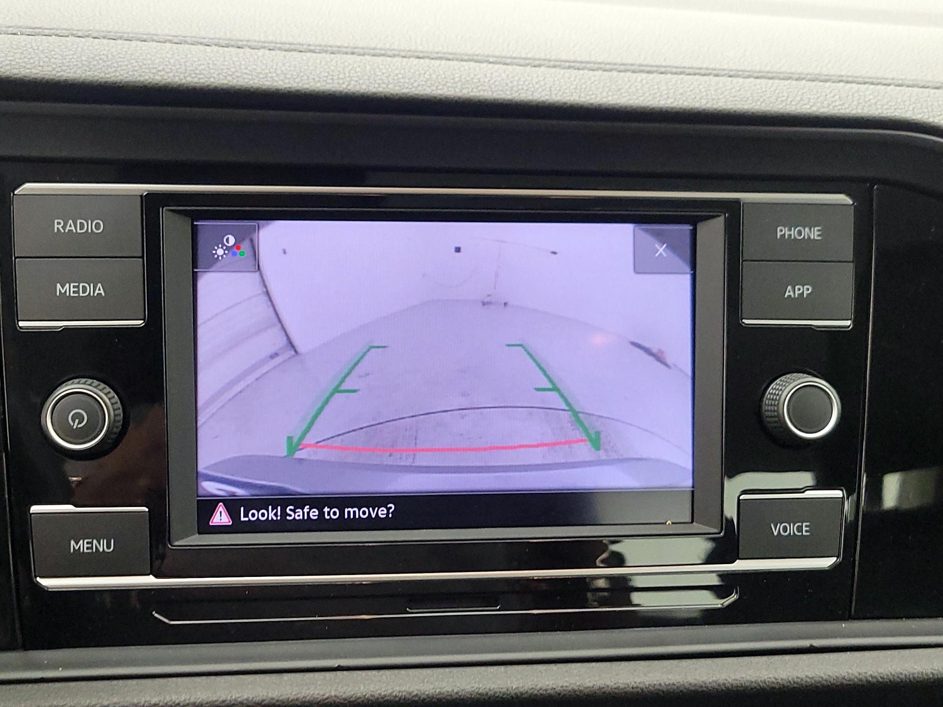 Thumbnail: 2021 Volkswagen Jetta - 14