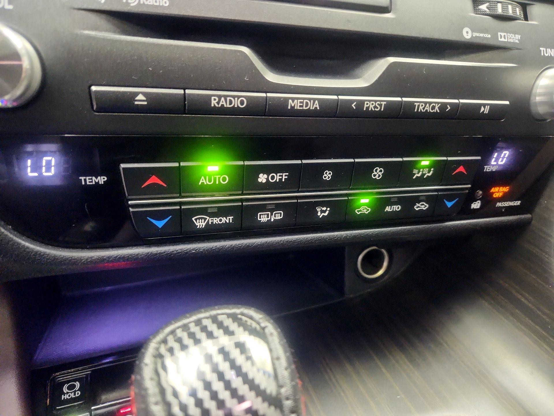 Thumbnail: 2017 Lexus RX - 17