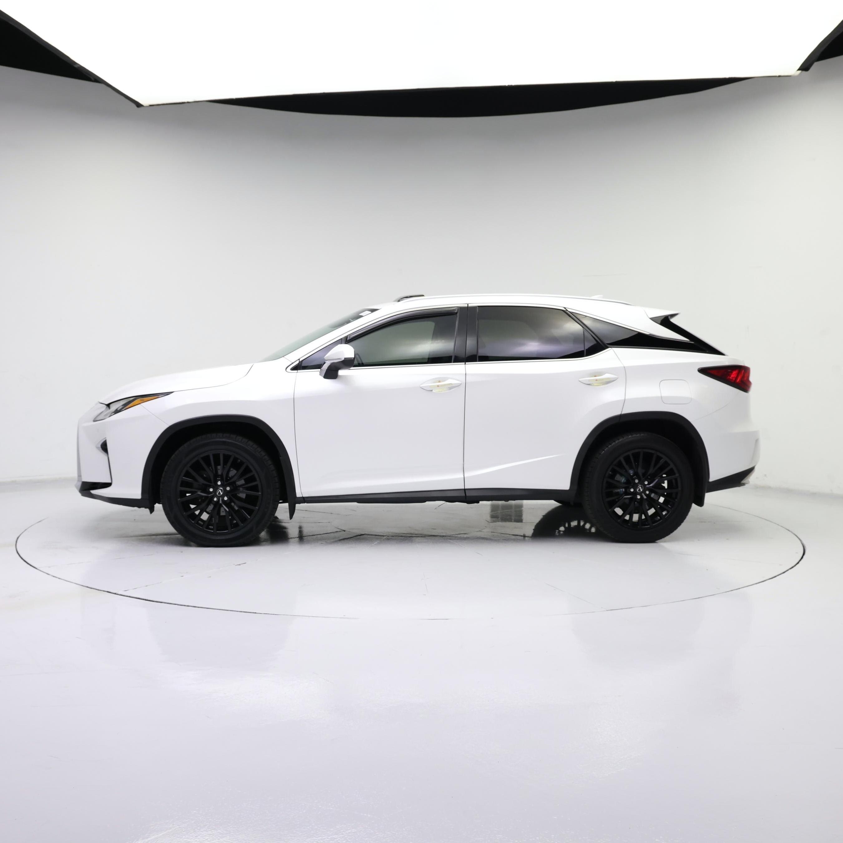 Thumbnail: 2017 Lexus RX - 3