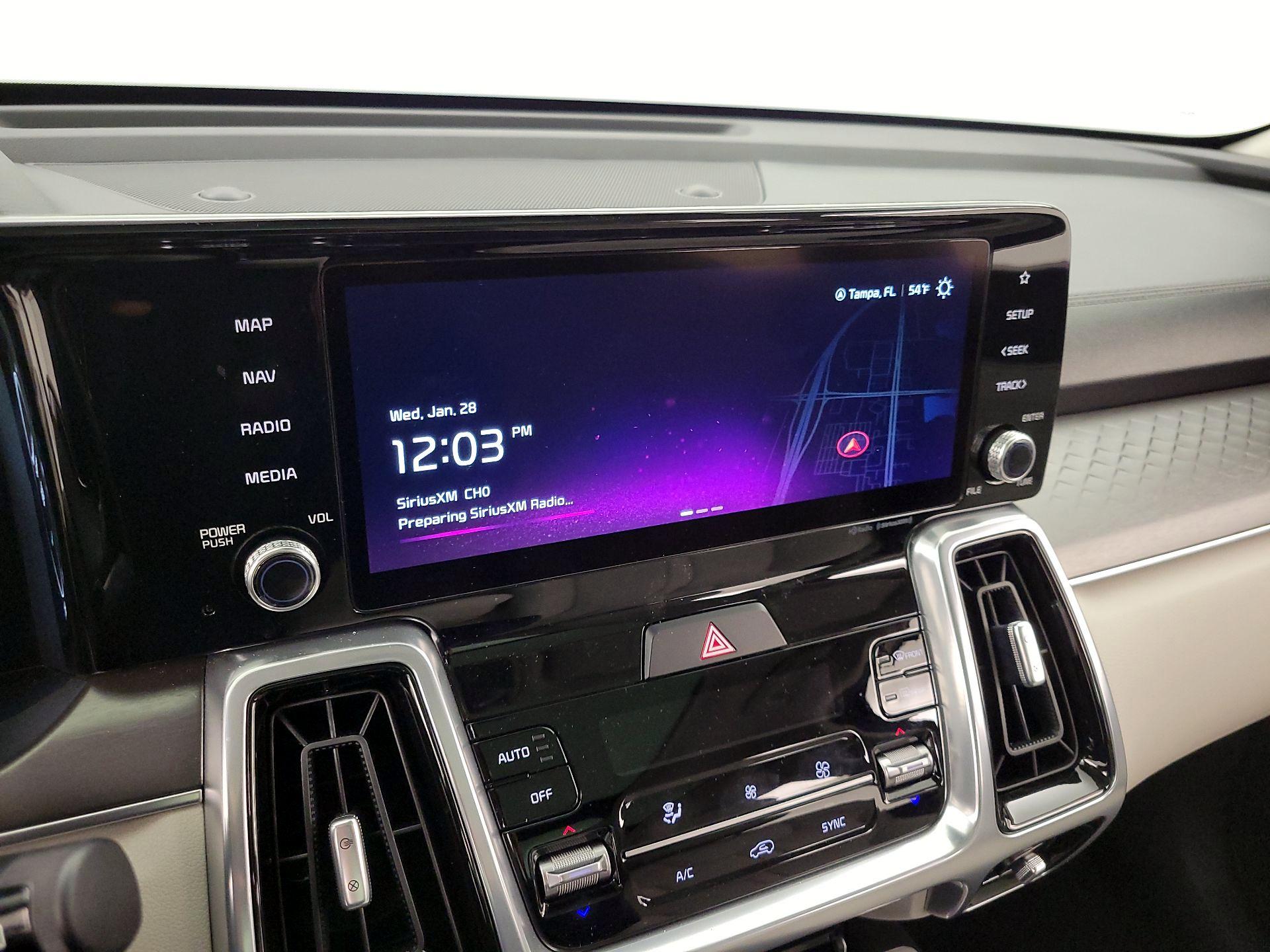 Thumbnail: 2023 Kia Sorento - 16