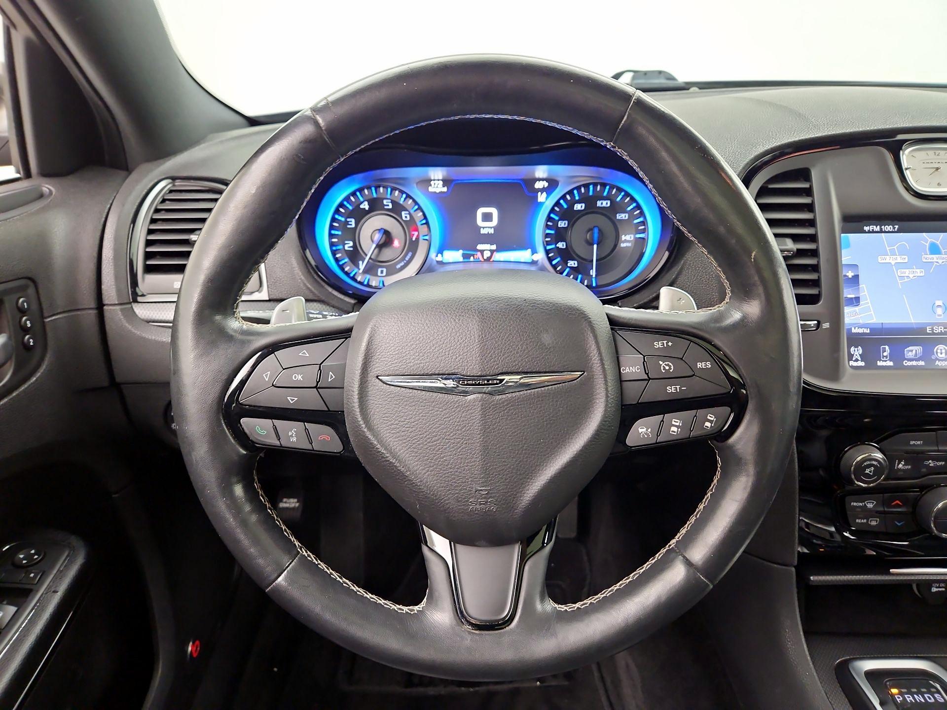 Thumbnail: 2015 Chrysler 300 - 10