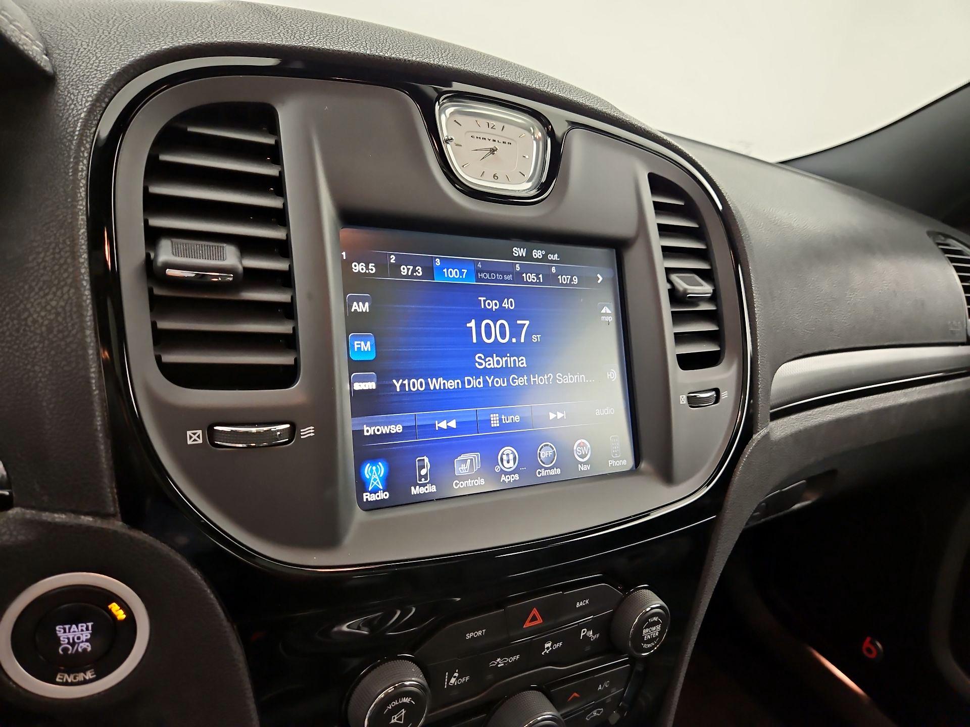 Thumbnail: 2015 Chrysler 300 - 16