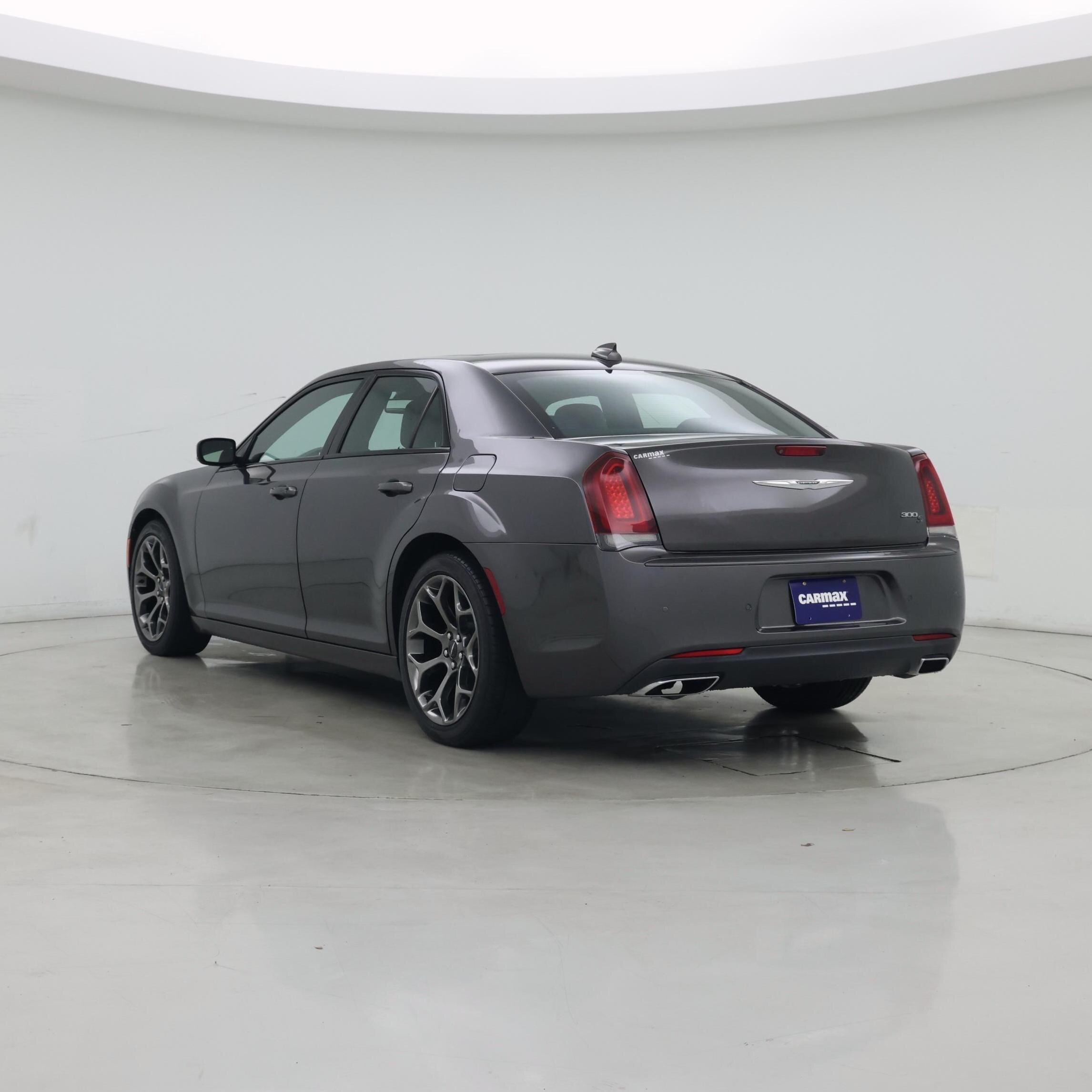 Thumbnail: 2015 Chrysler 300 - 2