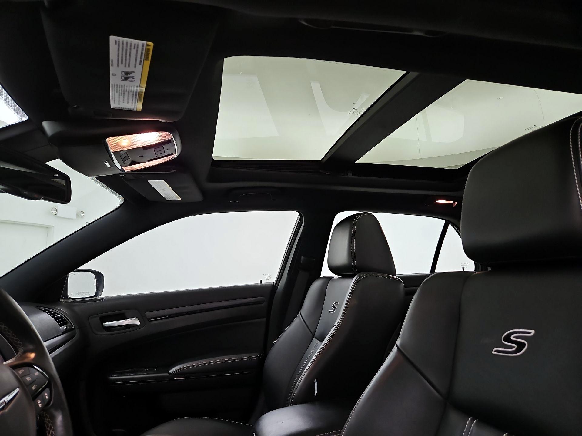 Thumbnail: 2015 Chrysler 300 - 20