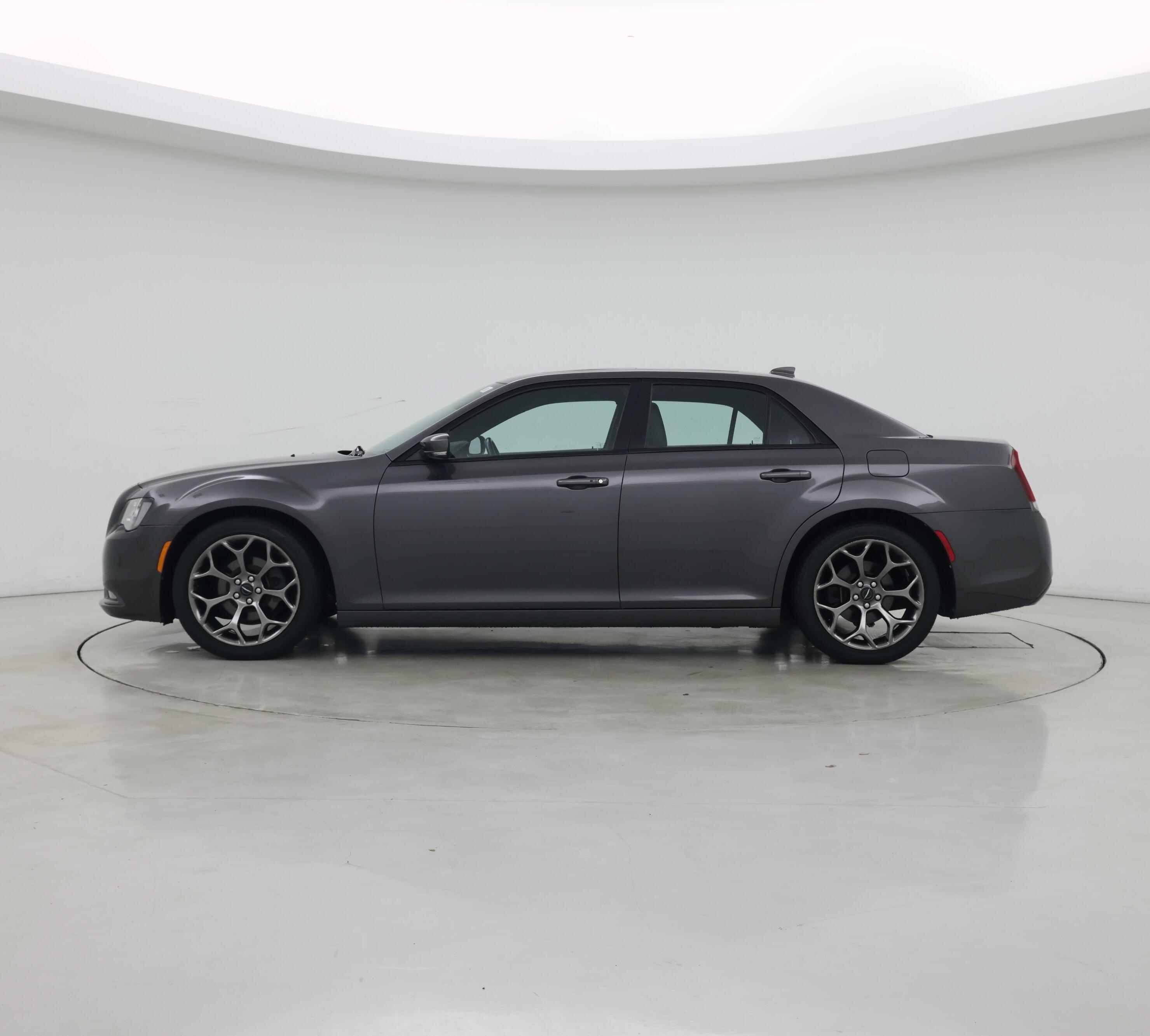 Thumbnail: 2015 Chrysler 300 - 3
