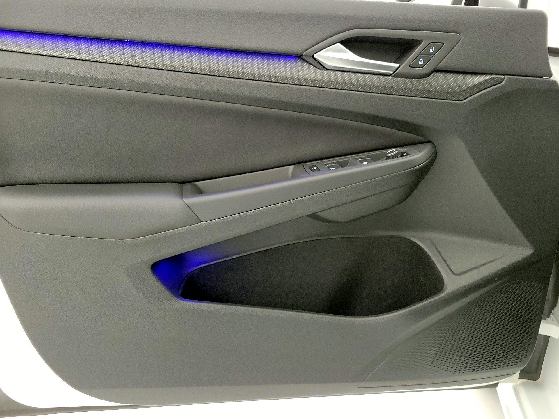 Thumbnail: 2024 Volkswagen Golf - 12