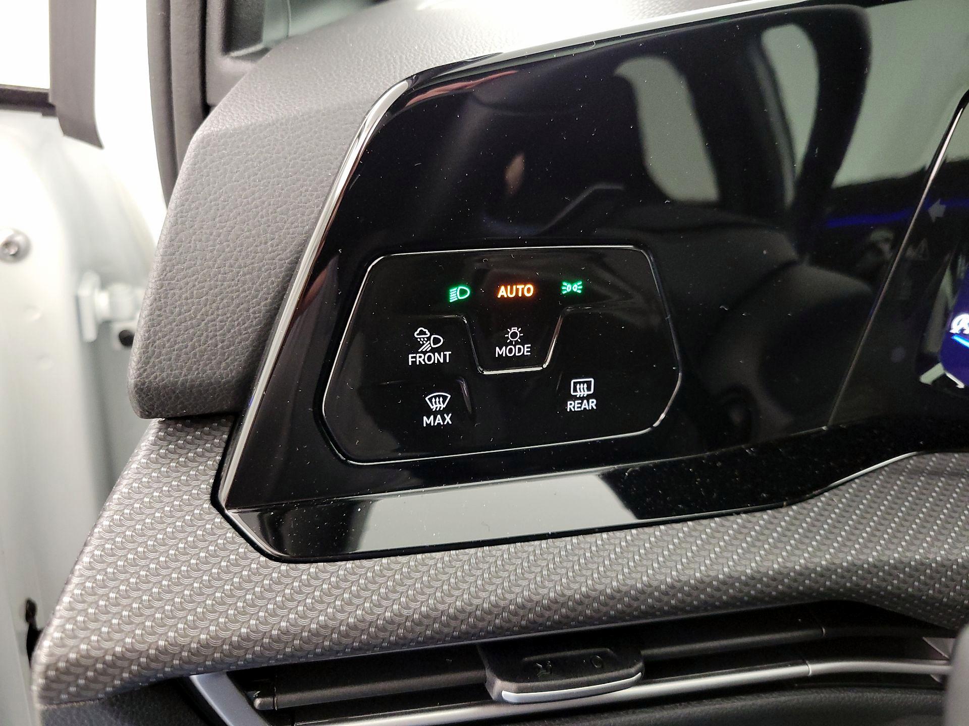 Thumbnail: 2024 Volkswagen Golf - 13