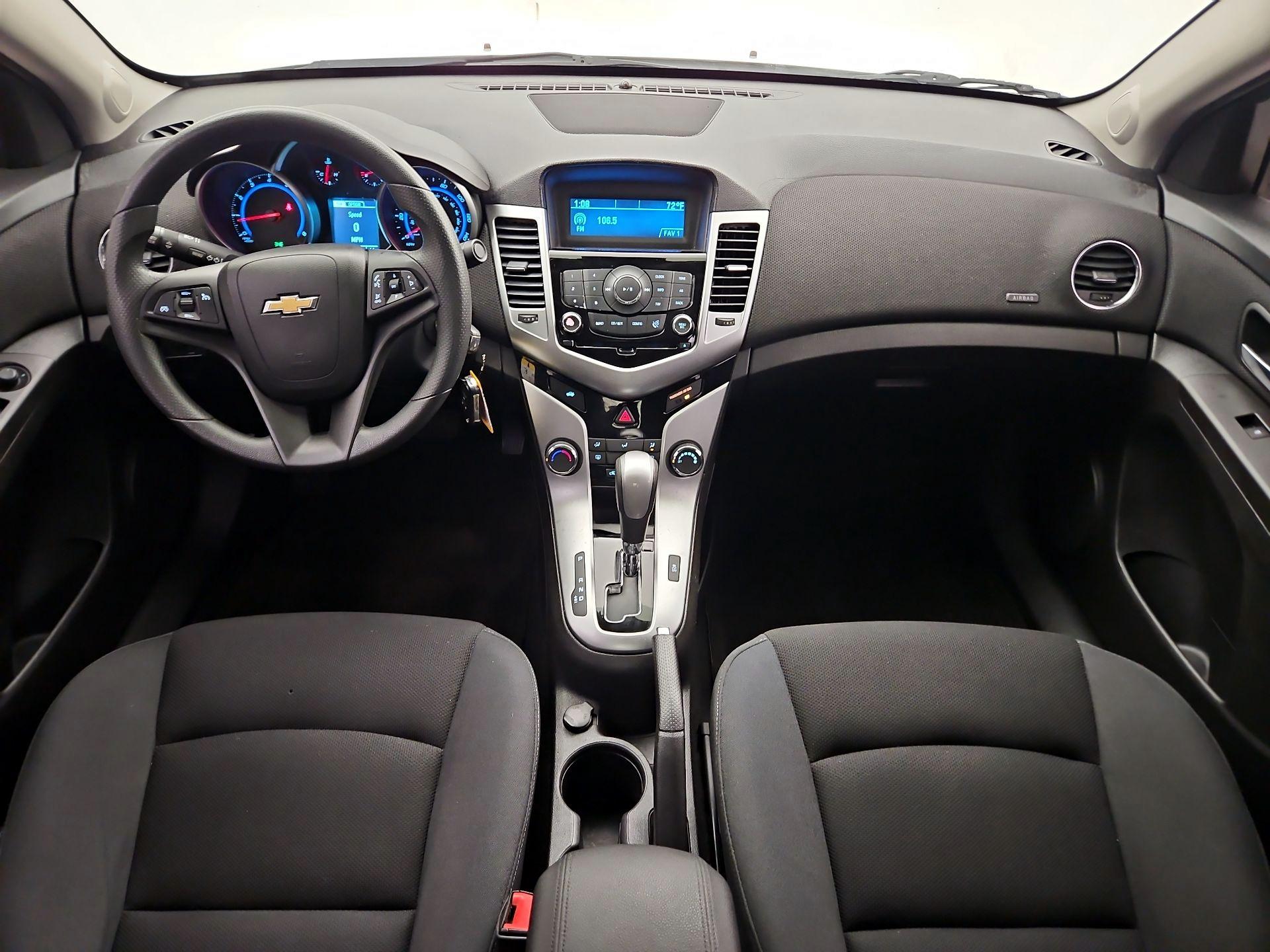 Thumbnail: 2016 Chevrolet Cruze - 9