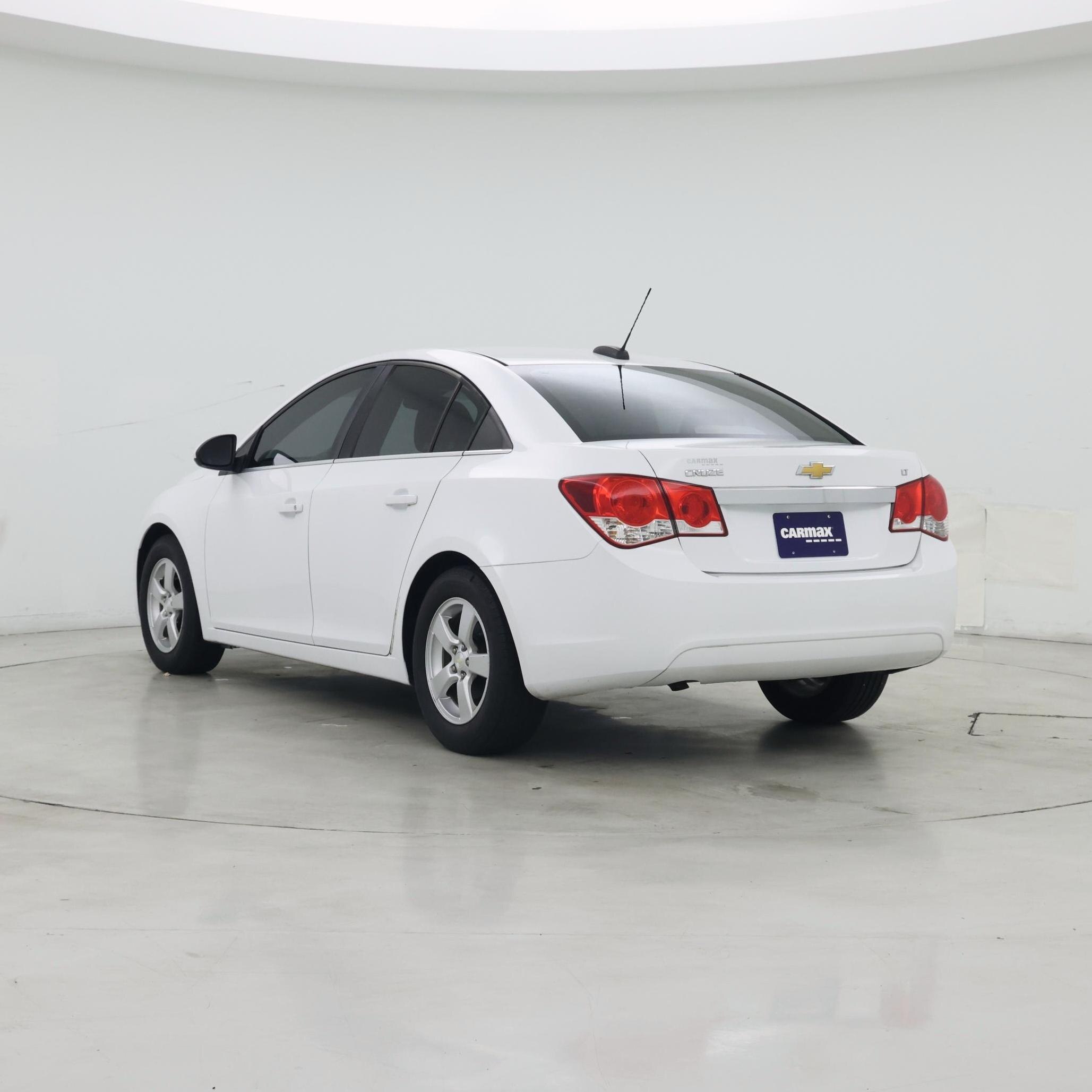 Thumbnail: 2016 Chevrolet Cruze - 2