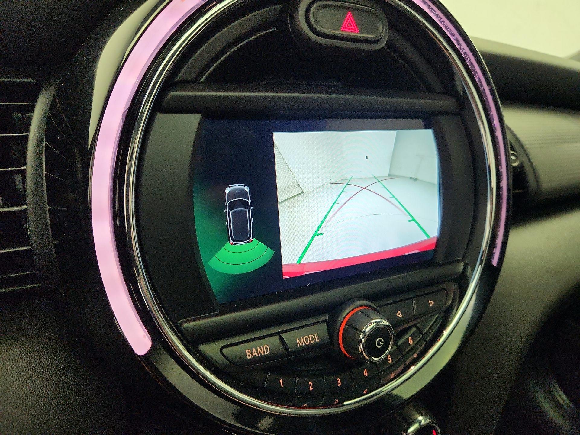 Thumbnail: 2019 MINI Cooper Hardtop - 14