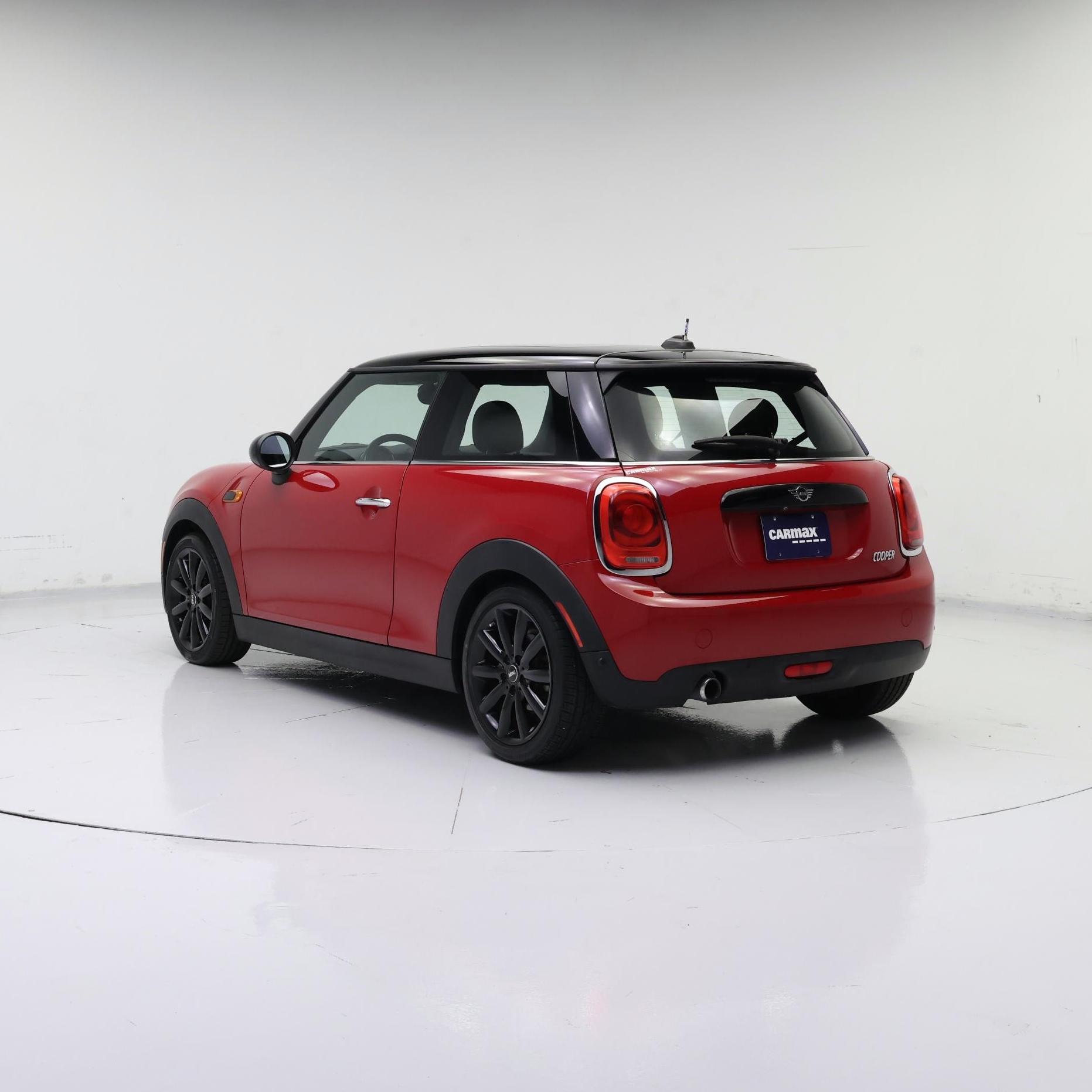 Thumbnail: 2019 MINI Cooper Hardtop - 2
