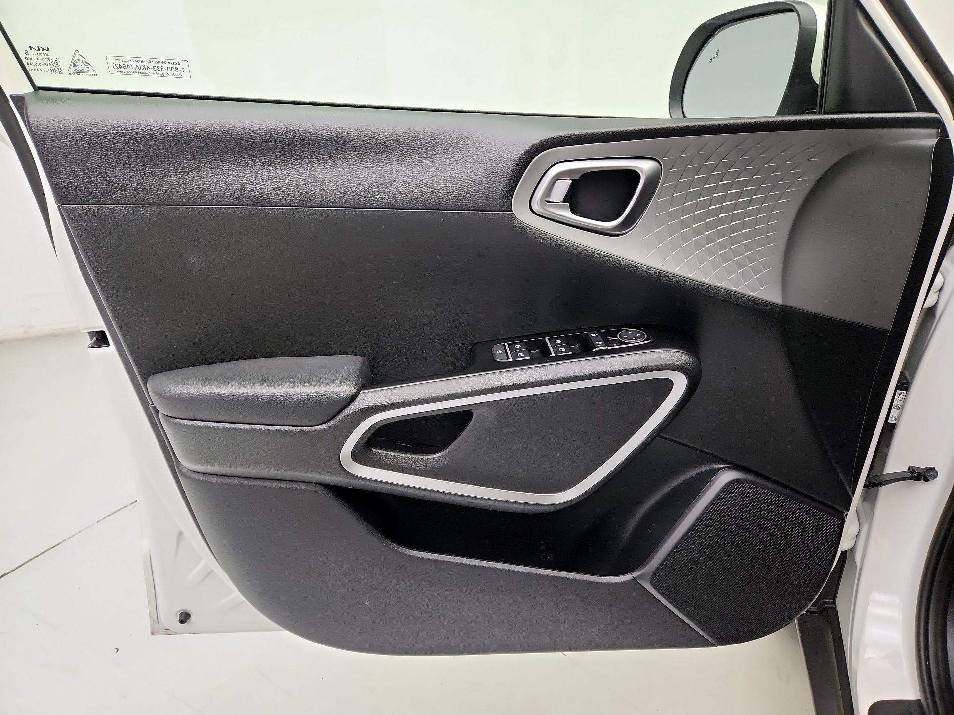 Thumbnail: 2025 Kia Soul - 12