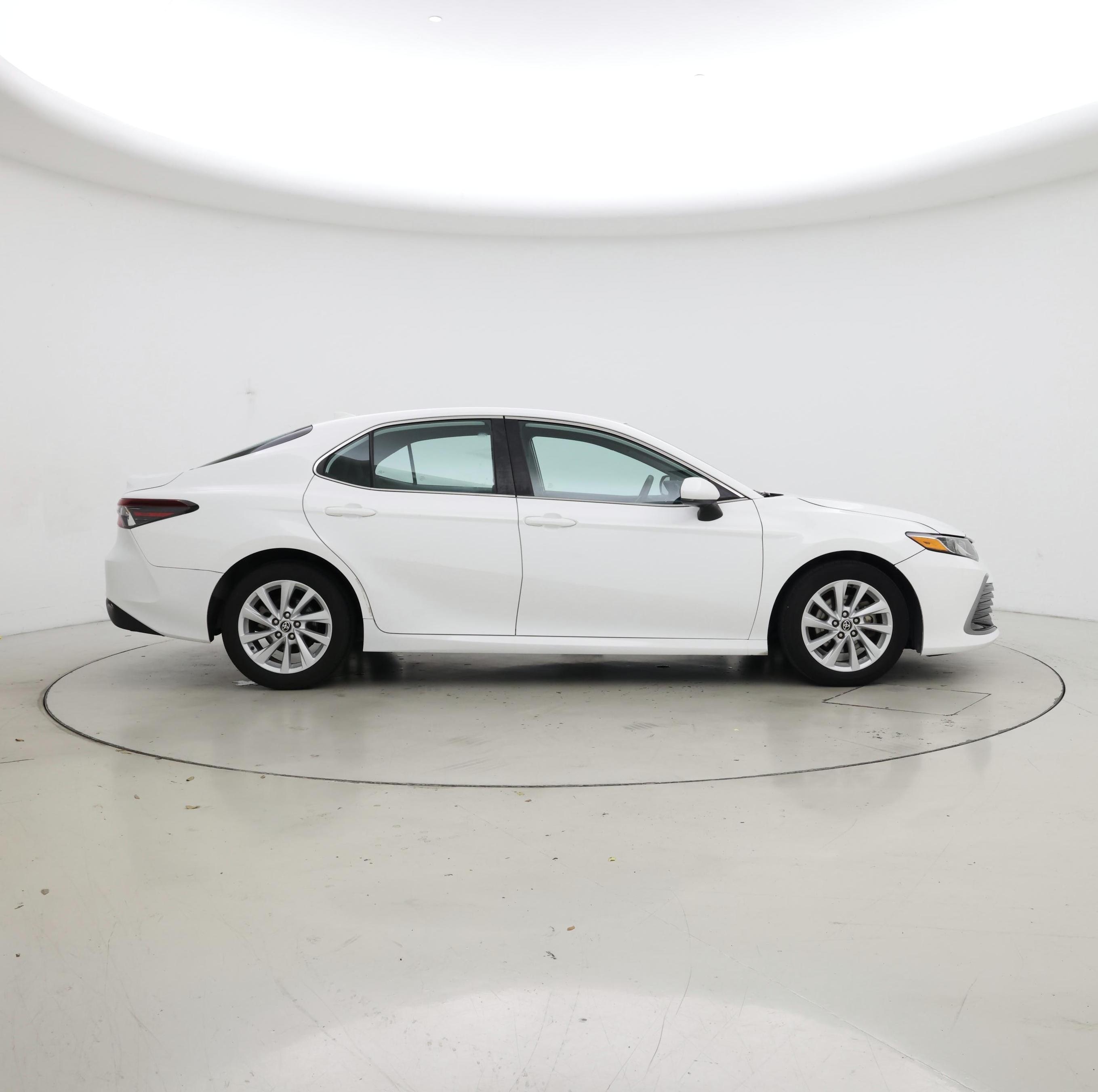 Thumbnail: 2022 Toyota Camry - 7