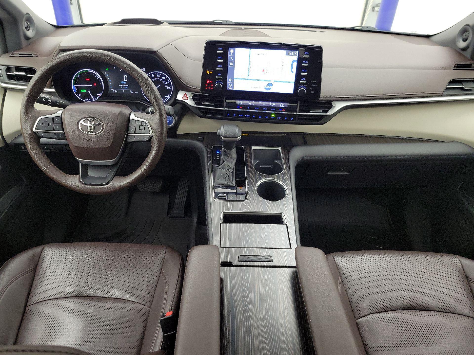 Thumbnail: 2021 Toyota Sienna - 9