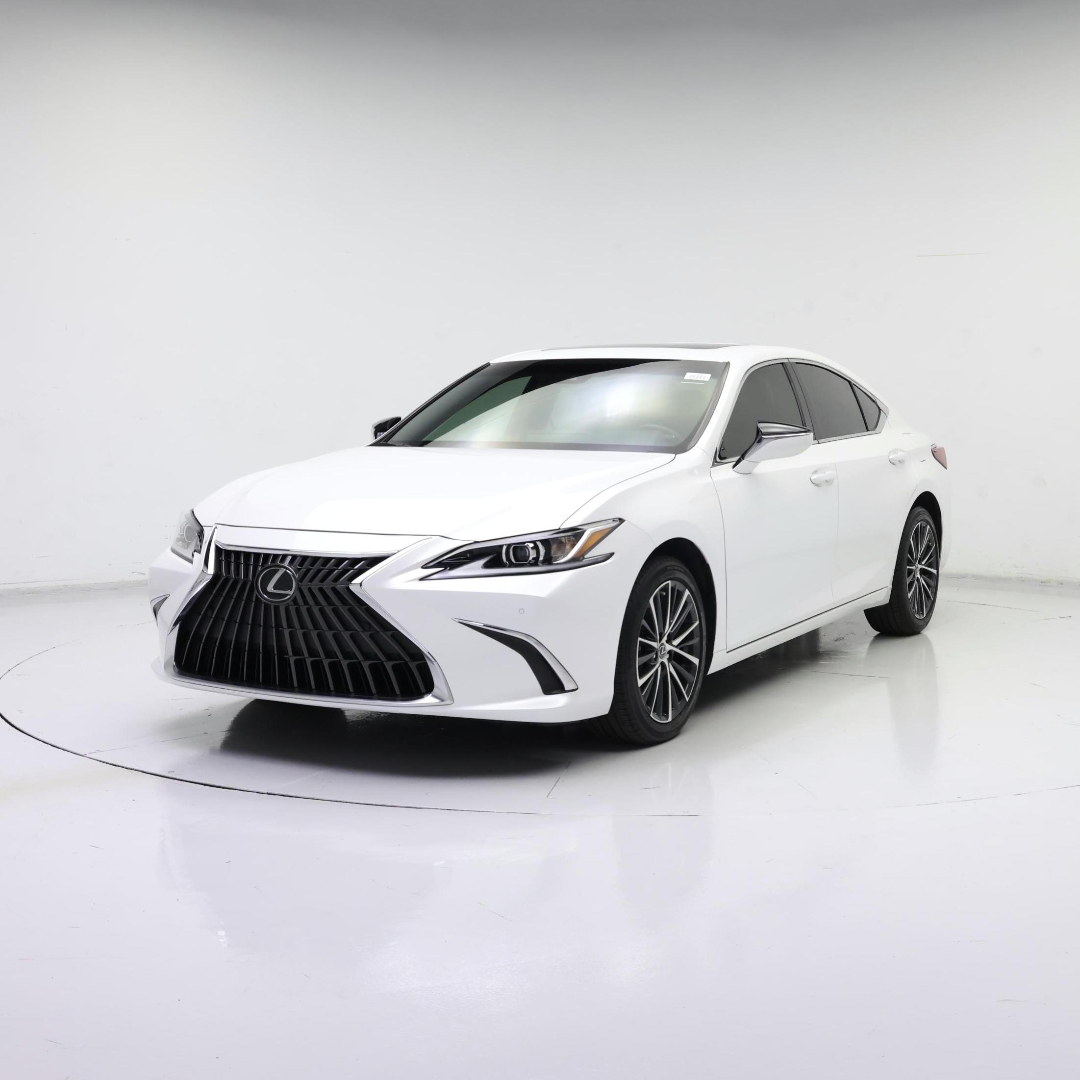 Thumbnail: 2025 Lexus ES - 4