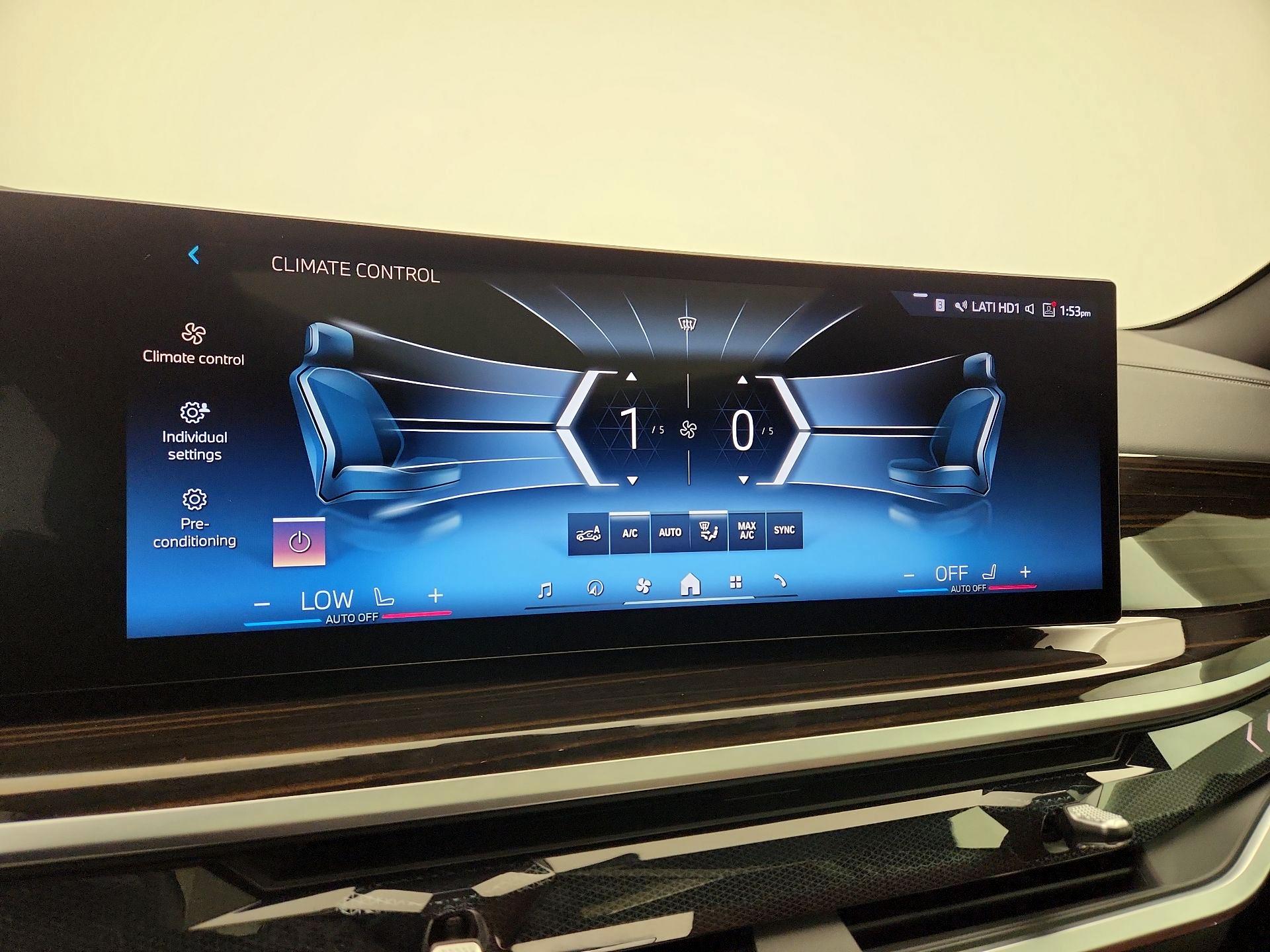 Thumbnail: 2026 BMW X5 - 17