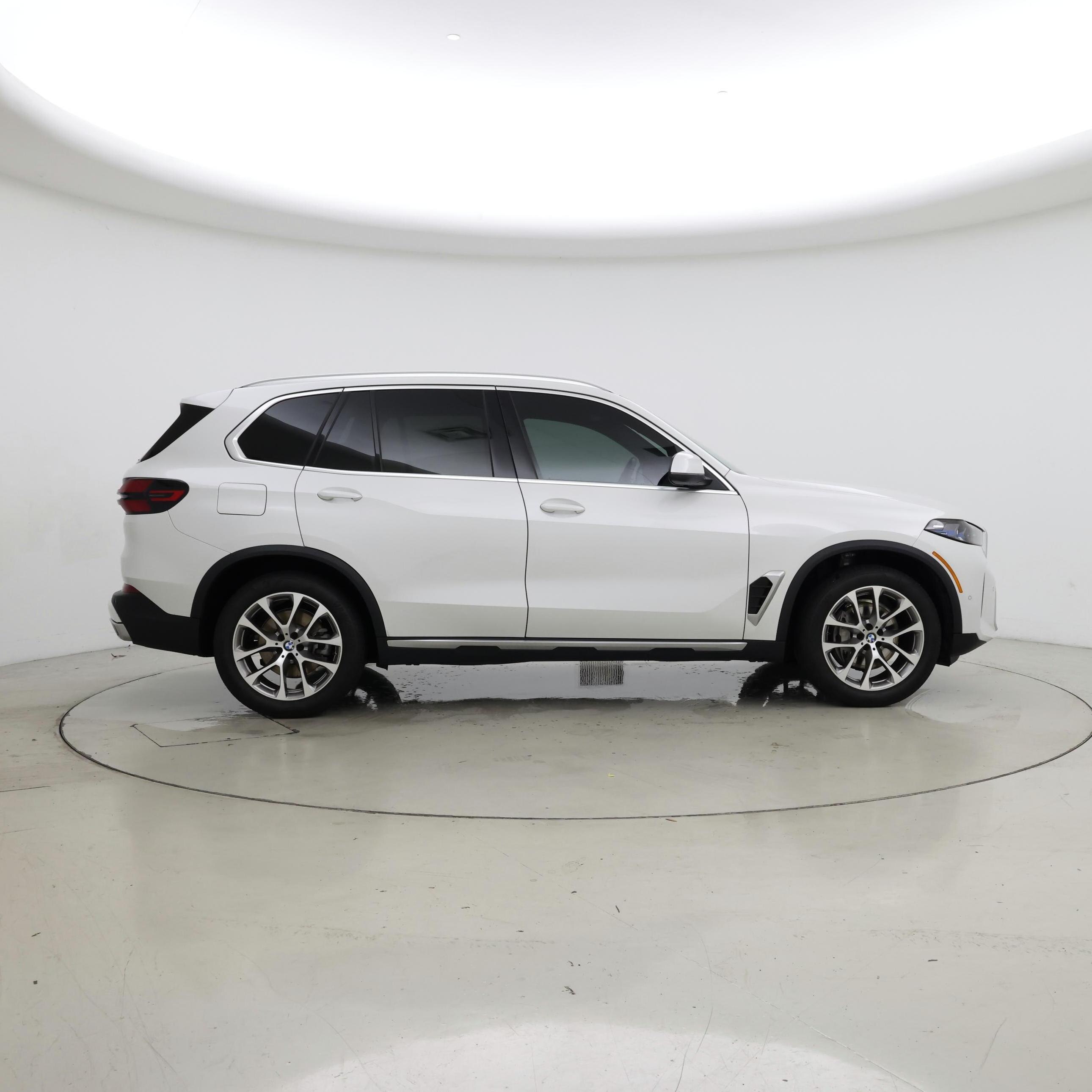 Thumbnail: 2026 BMW X5 - 7