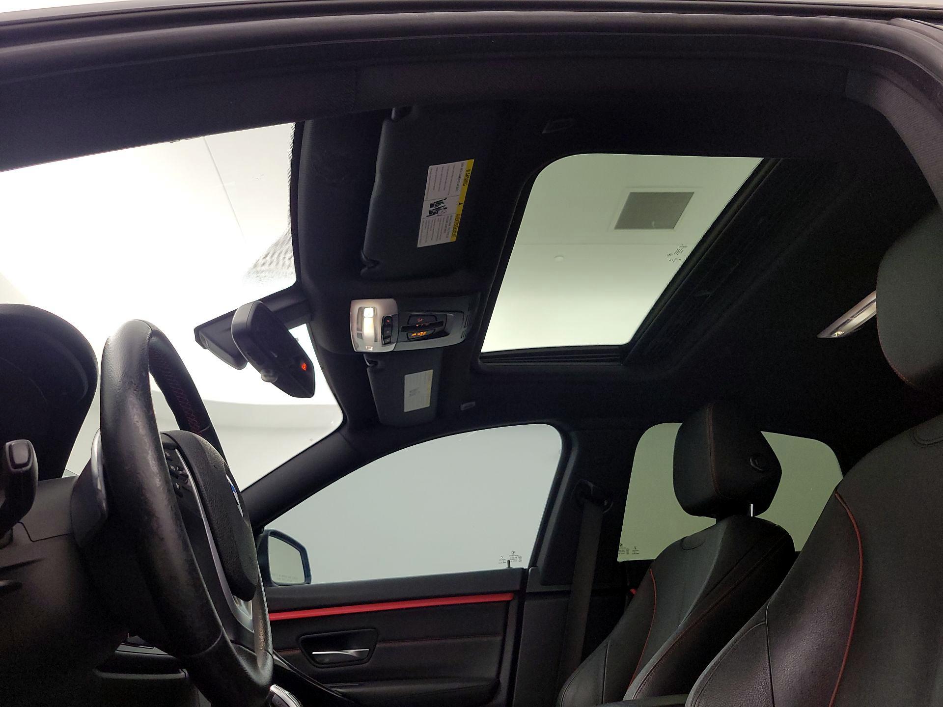 Thumbnail: 2015 BMW 4 Series - 18