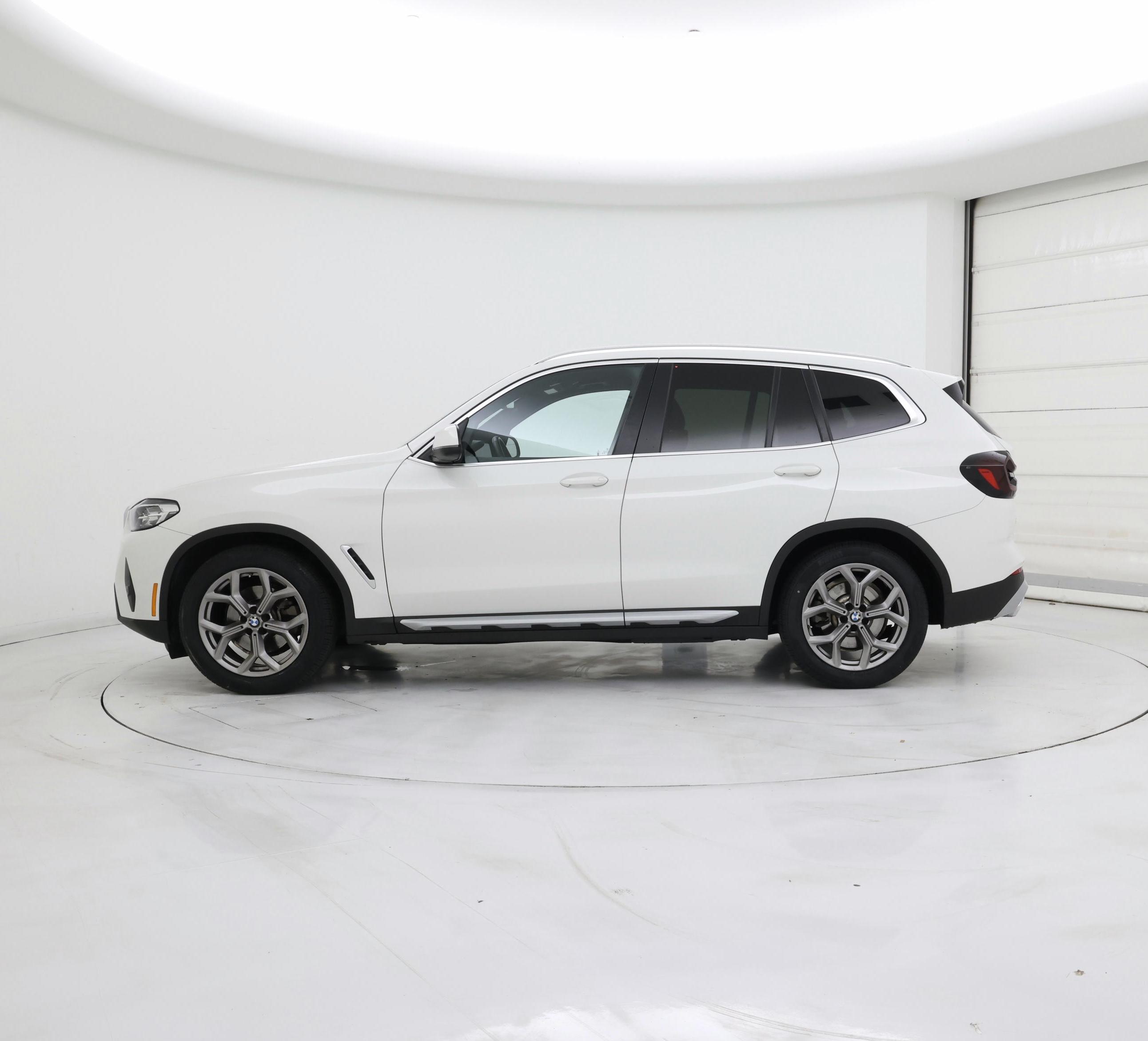 Thumbnail: 2022 BMW X3 - 3