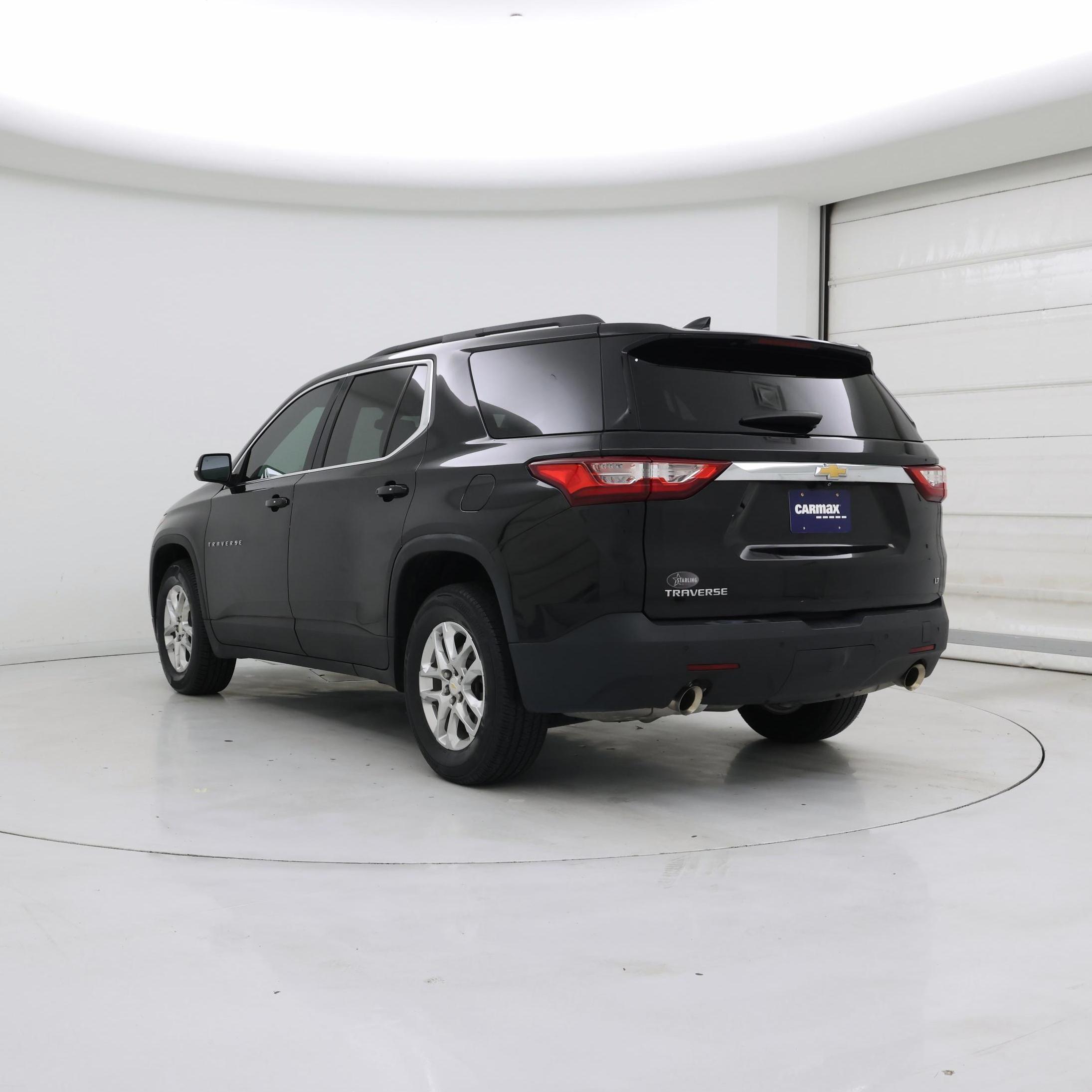 Thumbnail: 2021 Chevrolet Traverse - 2