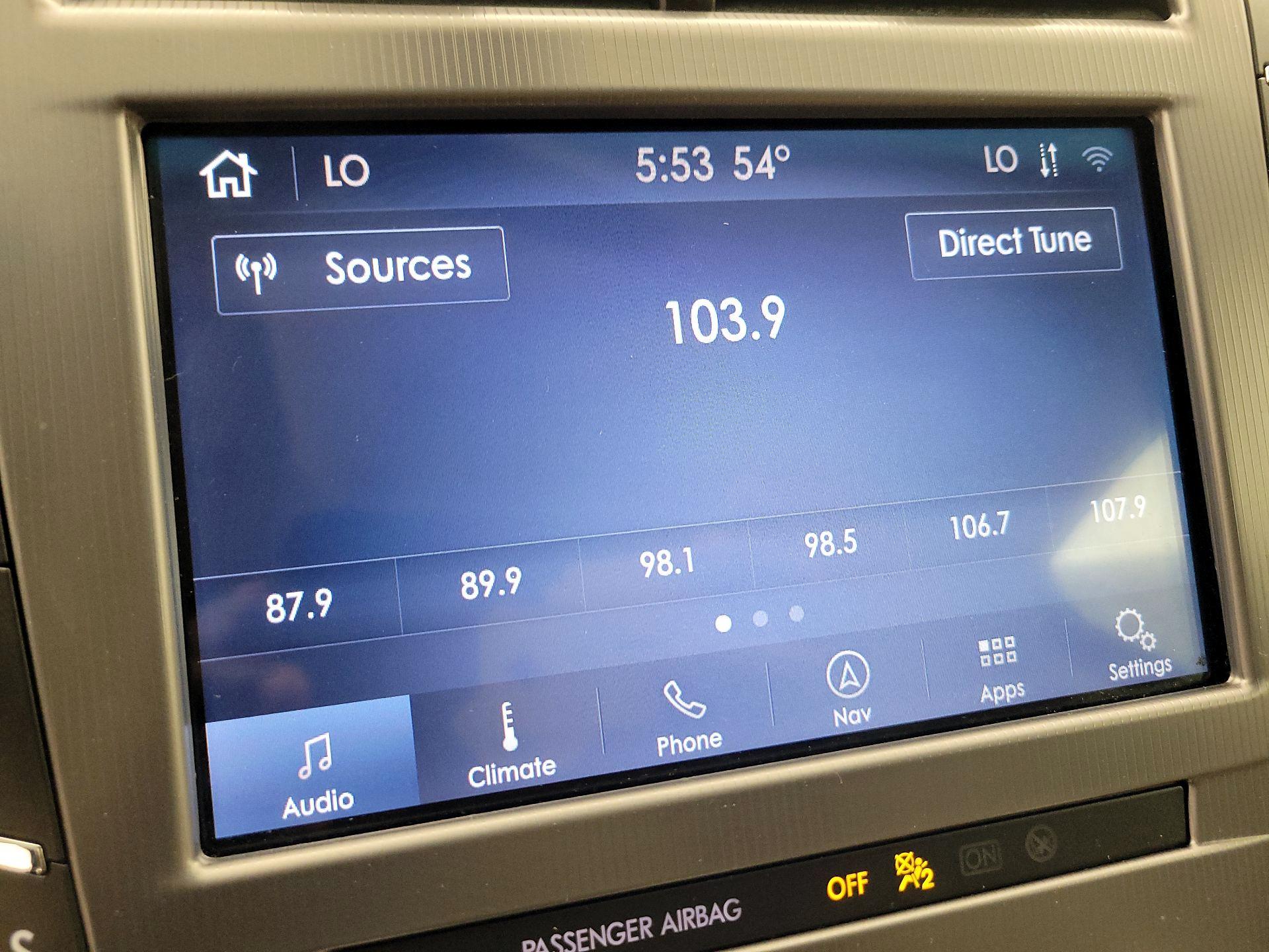 Thumbnail: 2020 Lincoln MKZ - 16