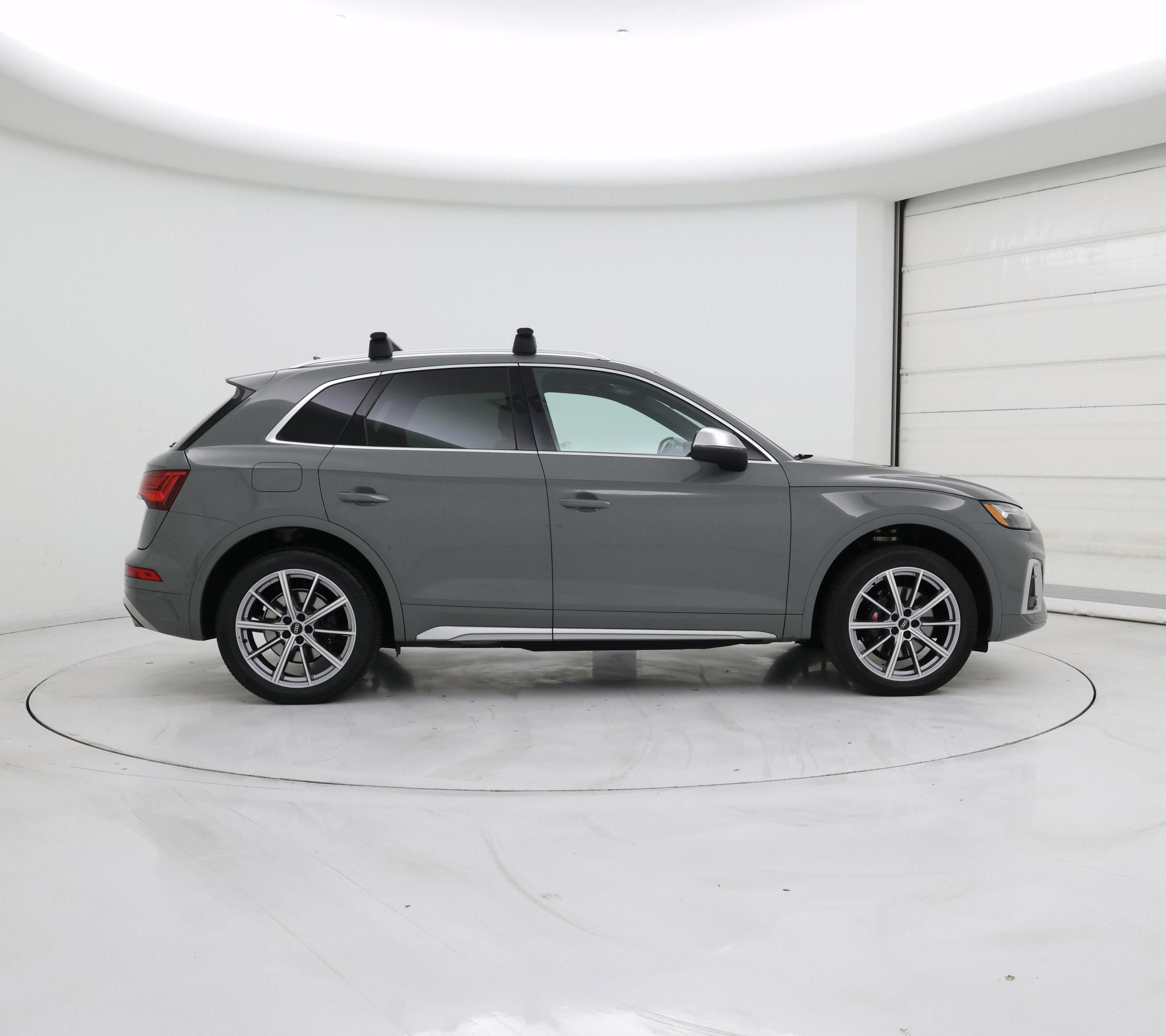 Thumbnail: 2022 Audi SQ5 - 7