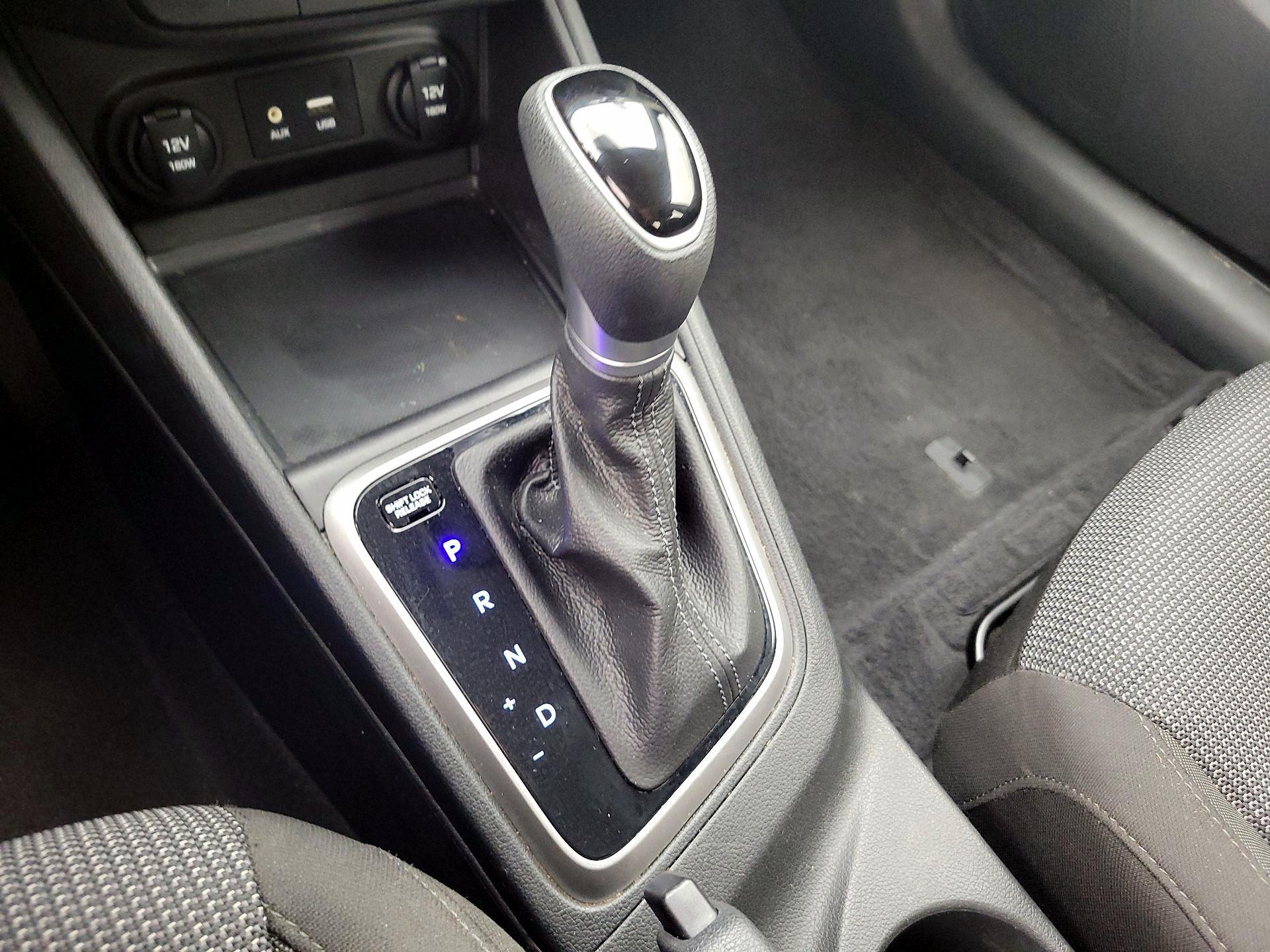 Thumbnail: 2022 Hyundai Accent - 17