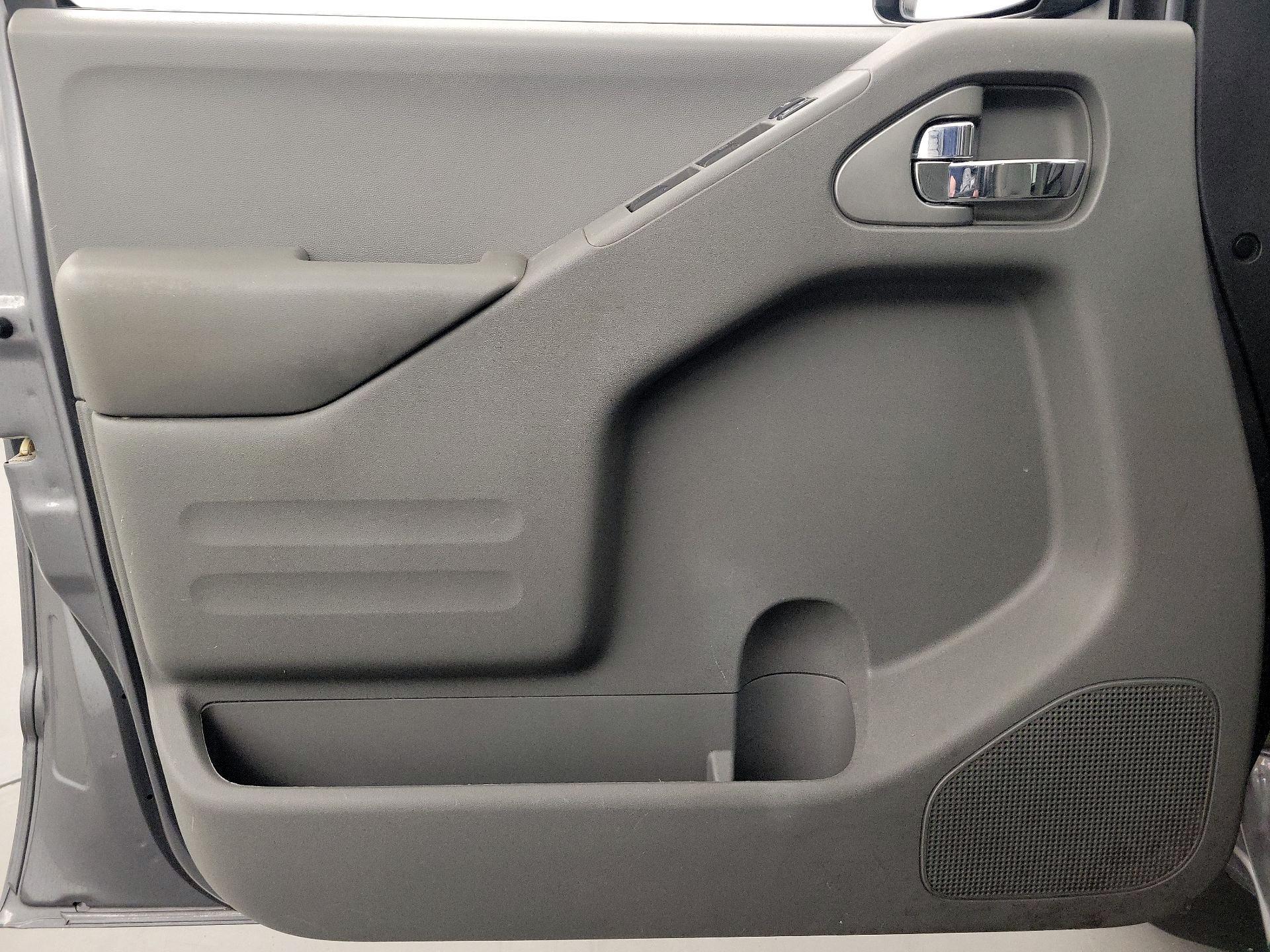 Thumbnail: 2021 Nissan Frontier - 12