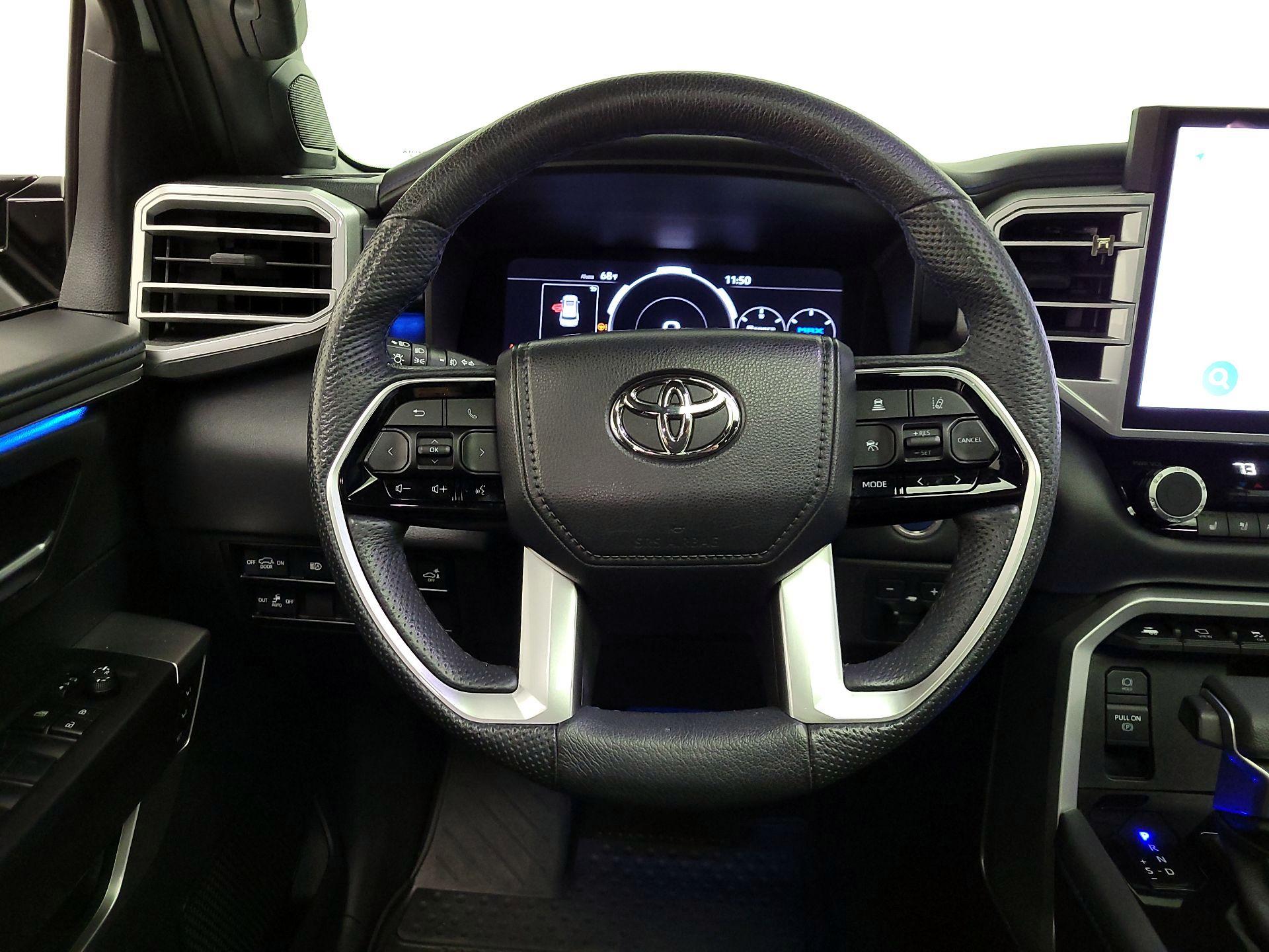 Thumbnail: 2023 Toyota Sequoia - 10