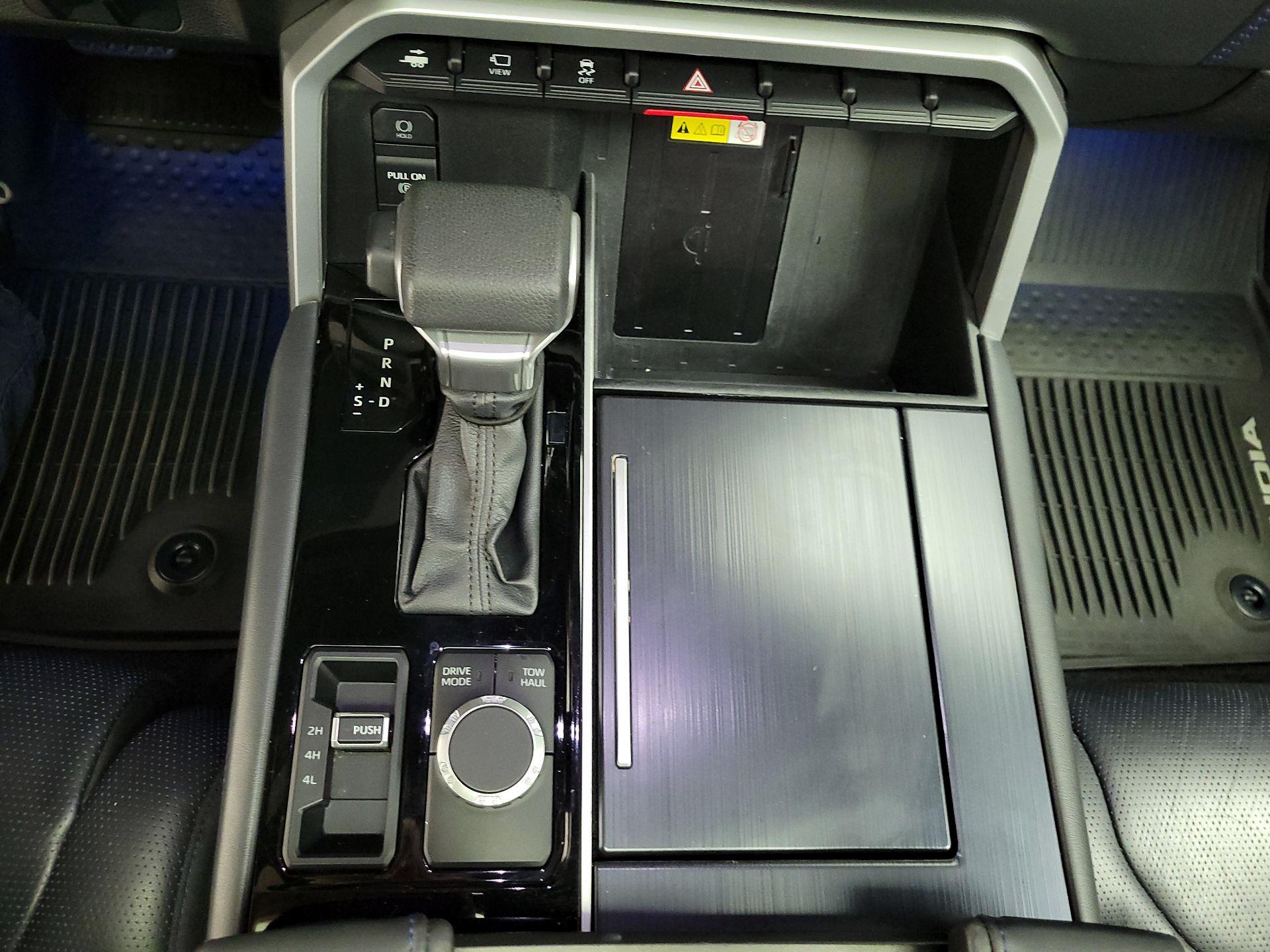 Thumbnail: 2023 Toyota Sequoia - 18