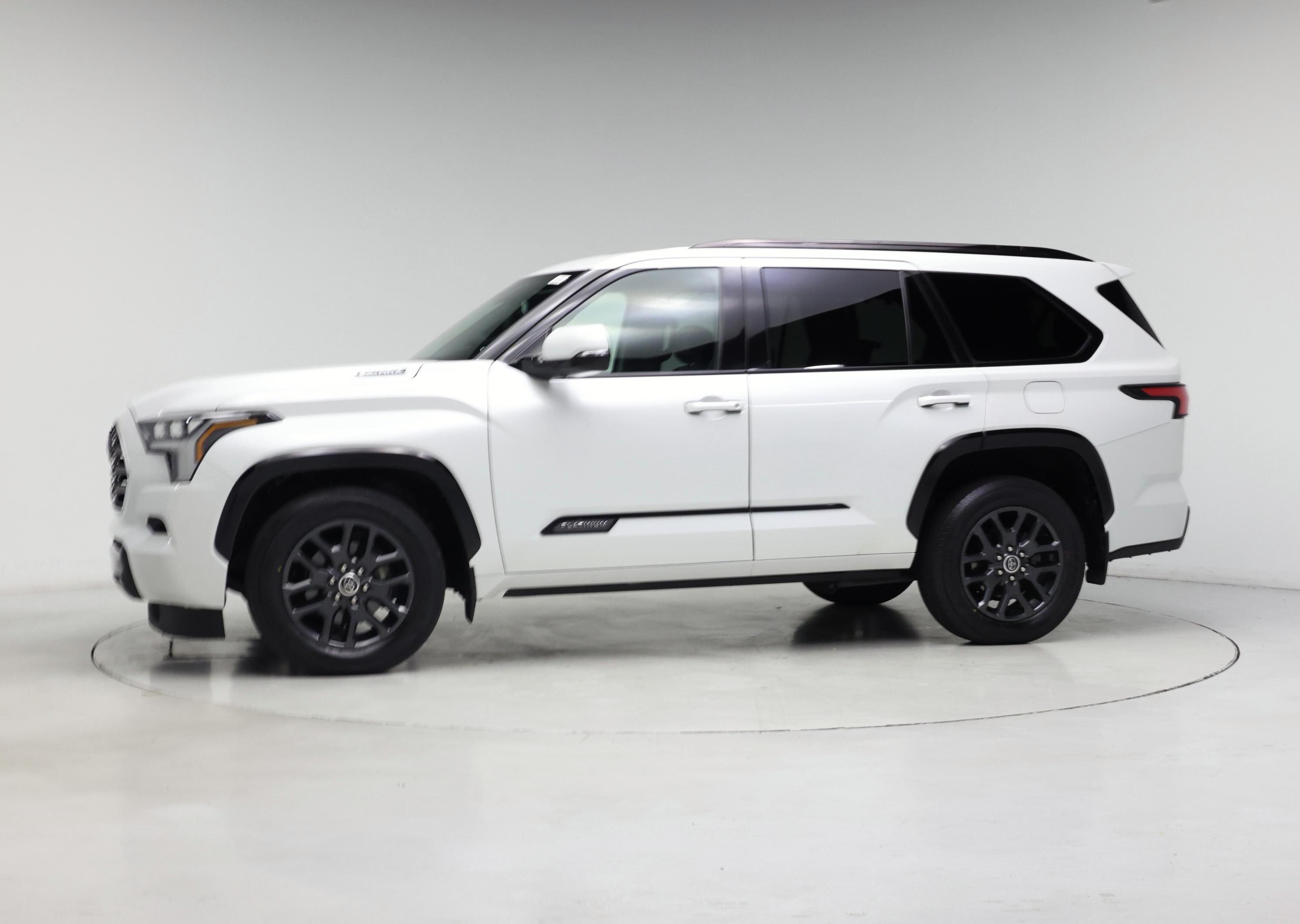 Thumbnail: 2023 Toyota Sequoia - 3