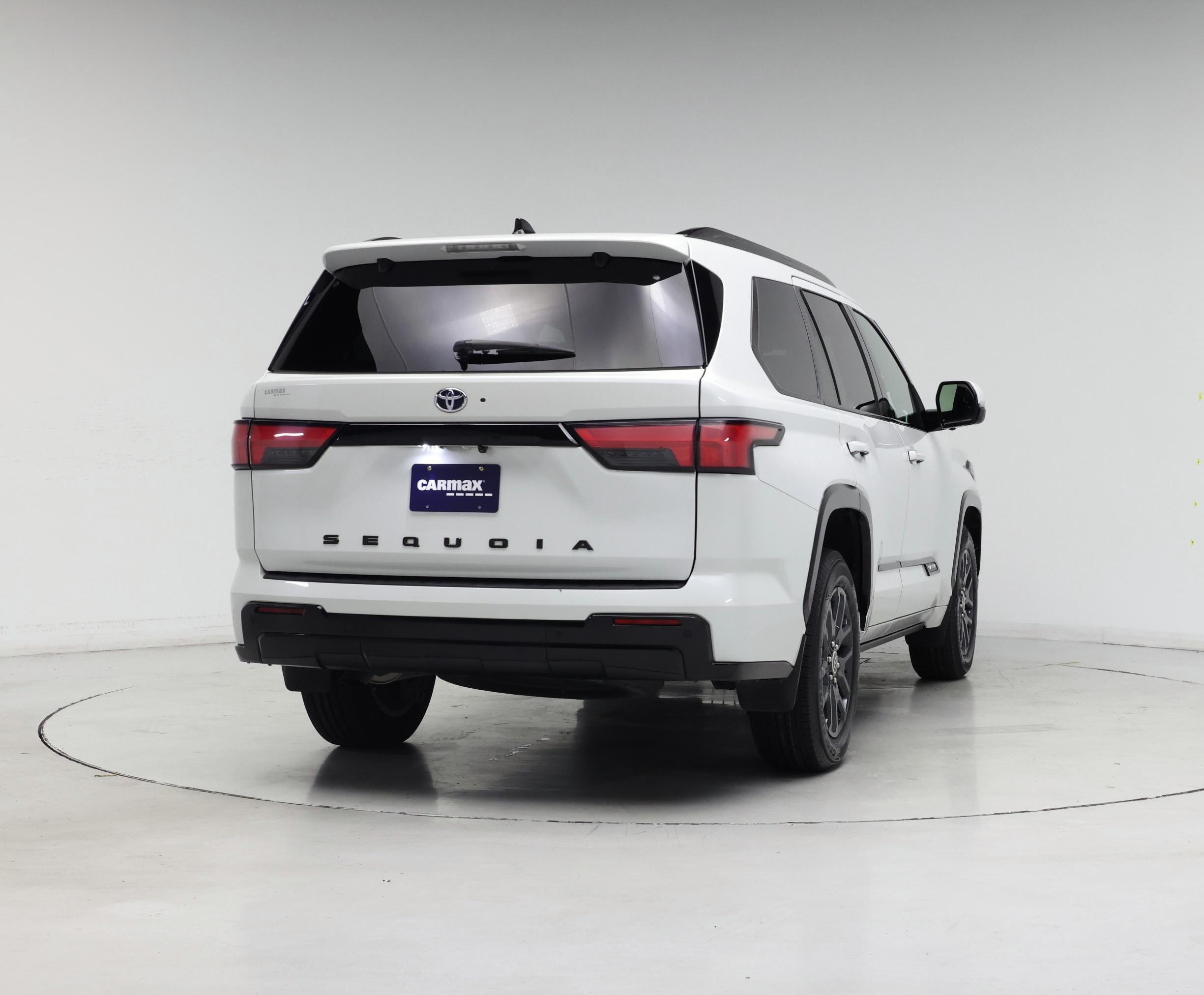 Thumbnail: 2023 Toyota Sequoia - 8