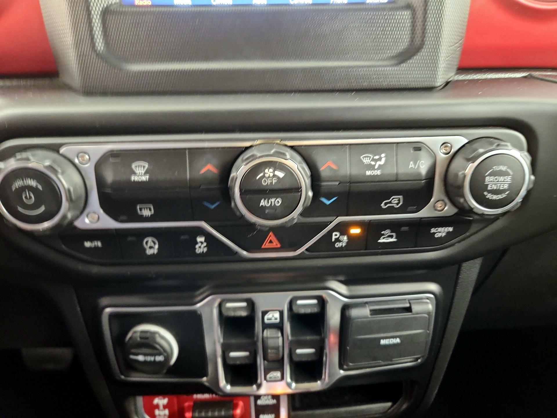 Thumbnail: 2021 Jeep Wrangler - 16